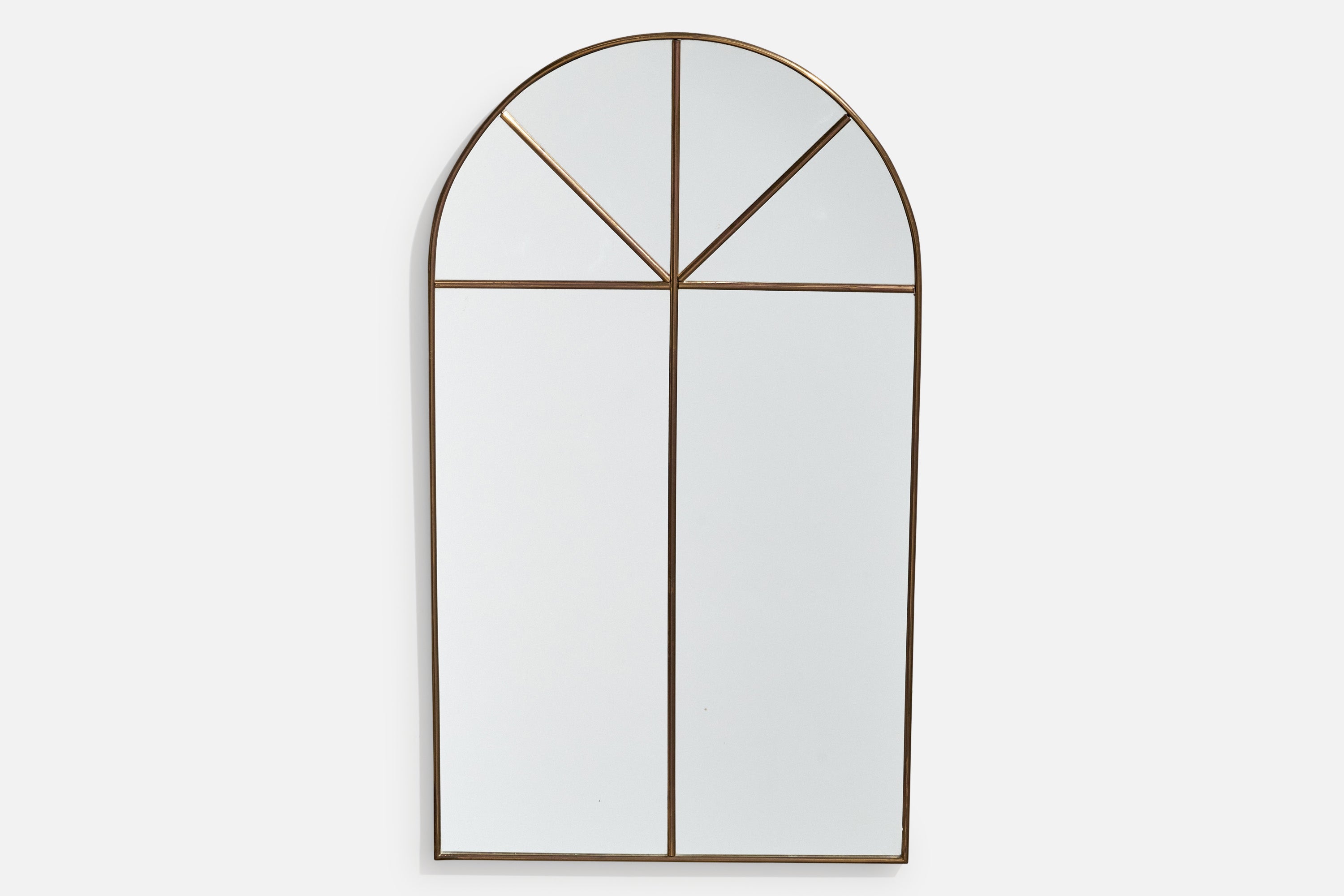Diseñador italiano, Espejo de pared, Latón, Cristal de espejo, Italia, c. 1950