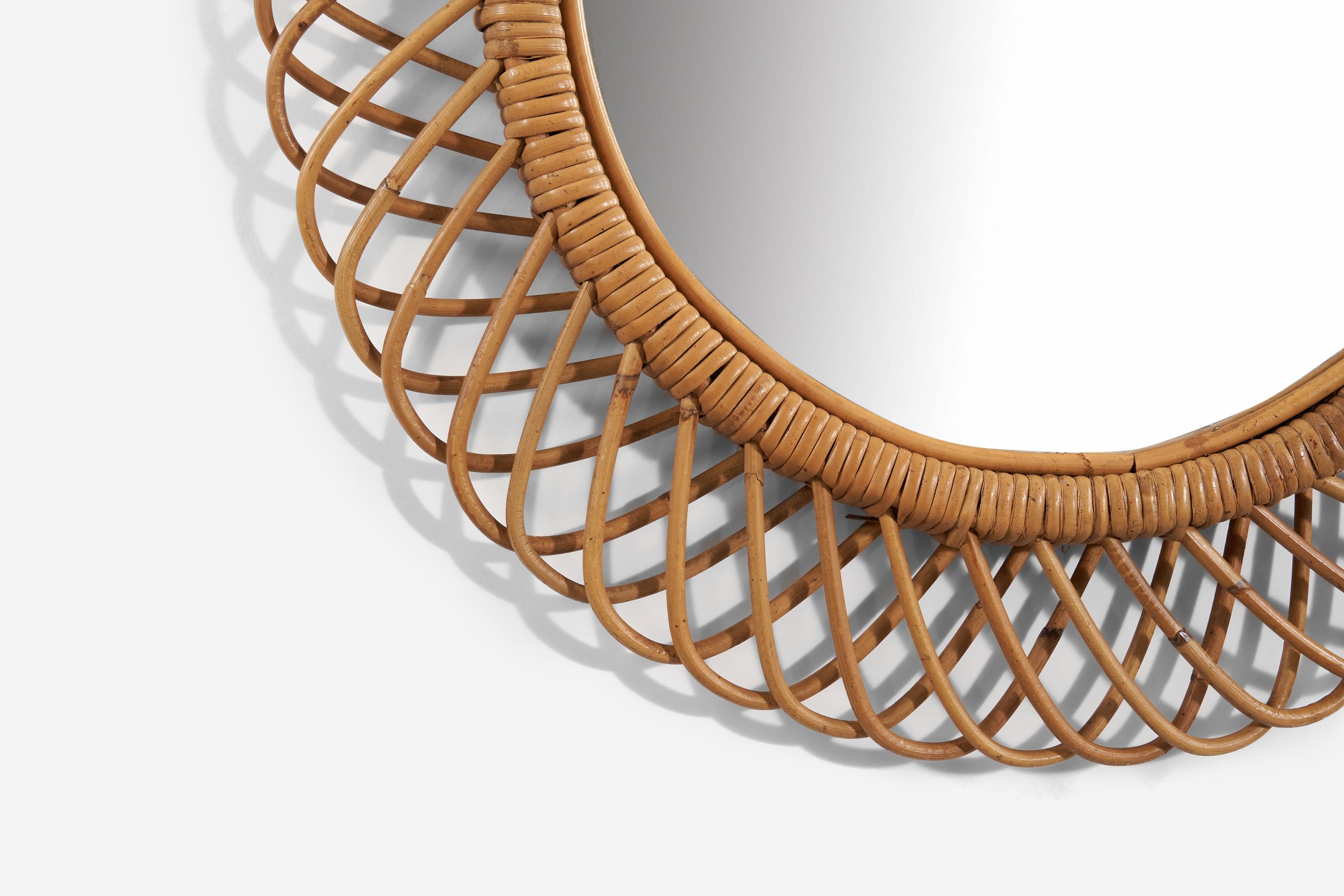Italienischer Designer, Wandspiegel, Rattan, Bambus, Italien, 1950er Jahre im Zustand „Gut“ im Angebot in High Point, NC
