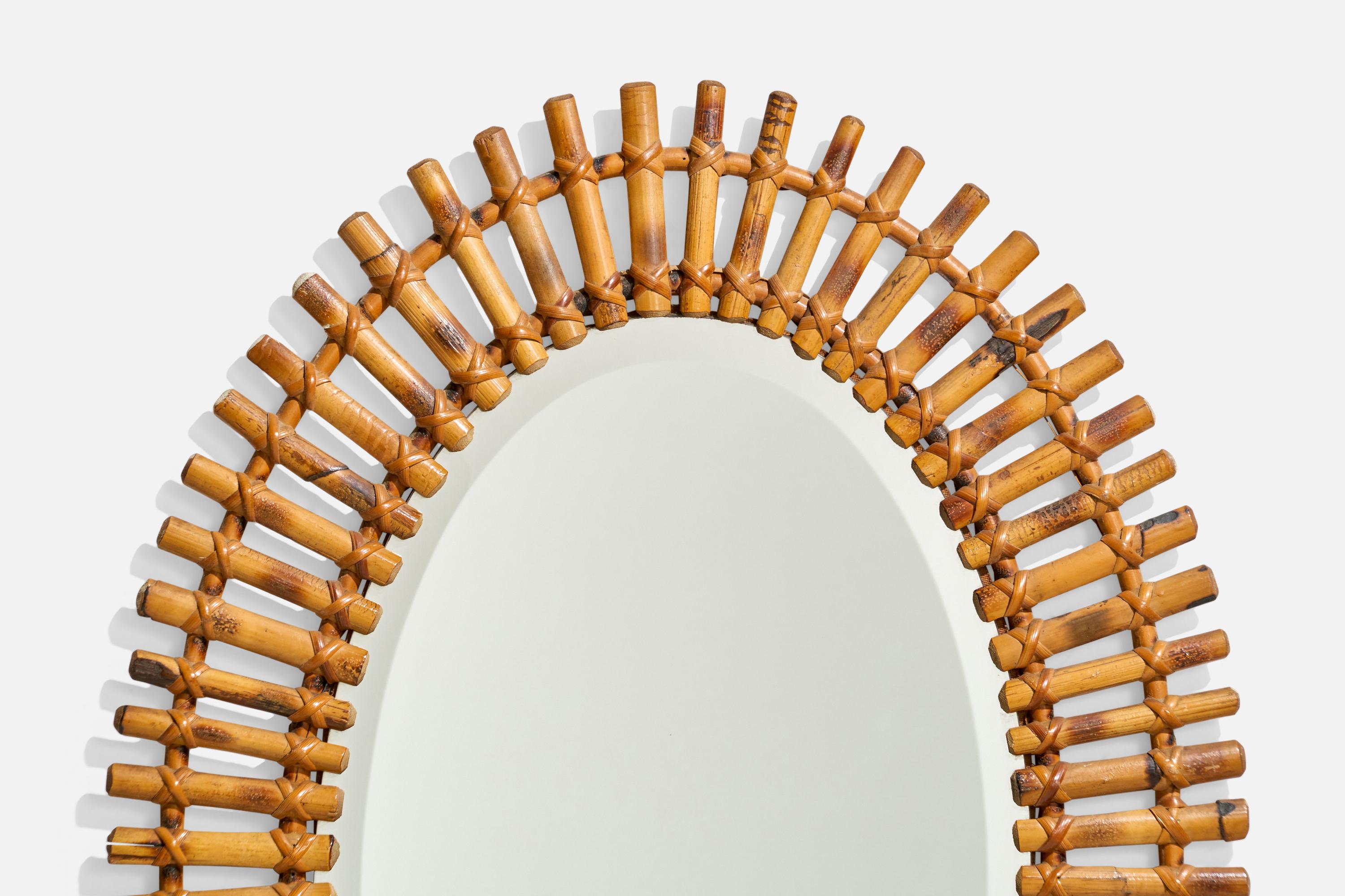 Milieu du XXe siècle Miroir mural de designer italien, rotin, bambou, Italie, années 1950 en vente