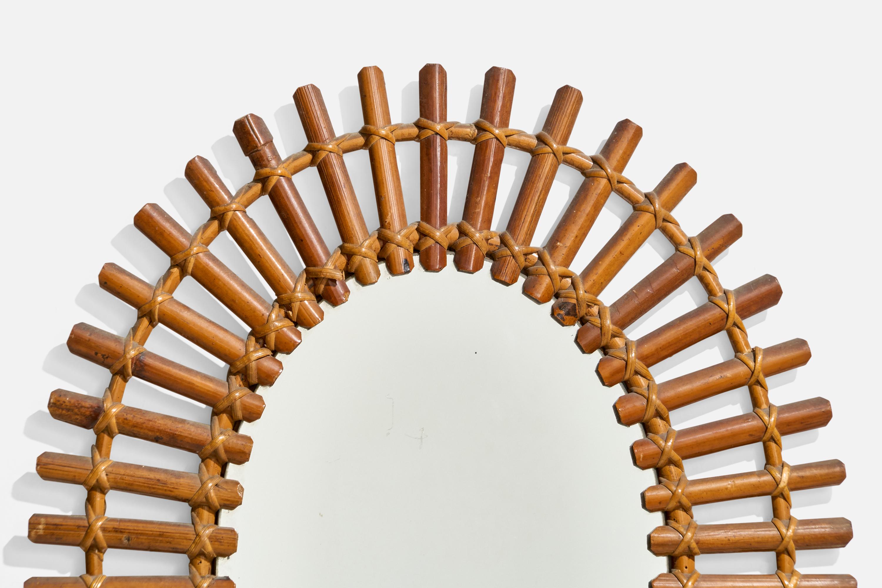 Milieu du XXe siècle Miroir mural de designer italien, rotin, bambou, Italie, années 1950 en vente