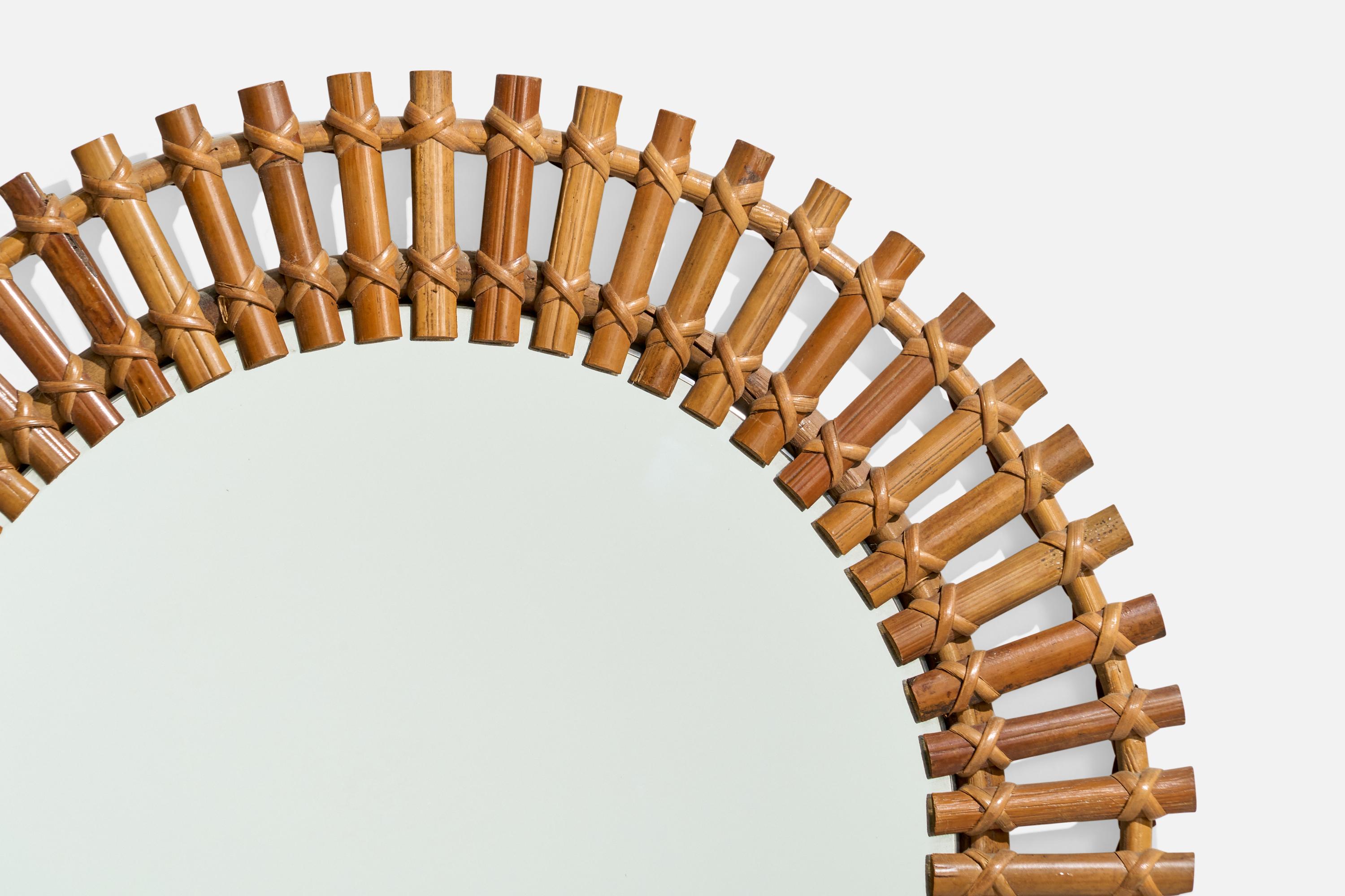 Italienischer Designer, Wandspiegel, Rattan, Bambus, Italien, 1950er Jahre (Mitte des 20. Jahrhunderts) im Angebot