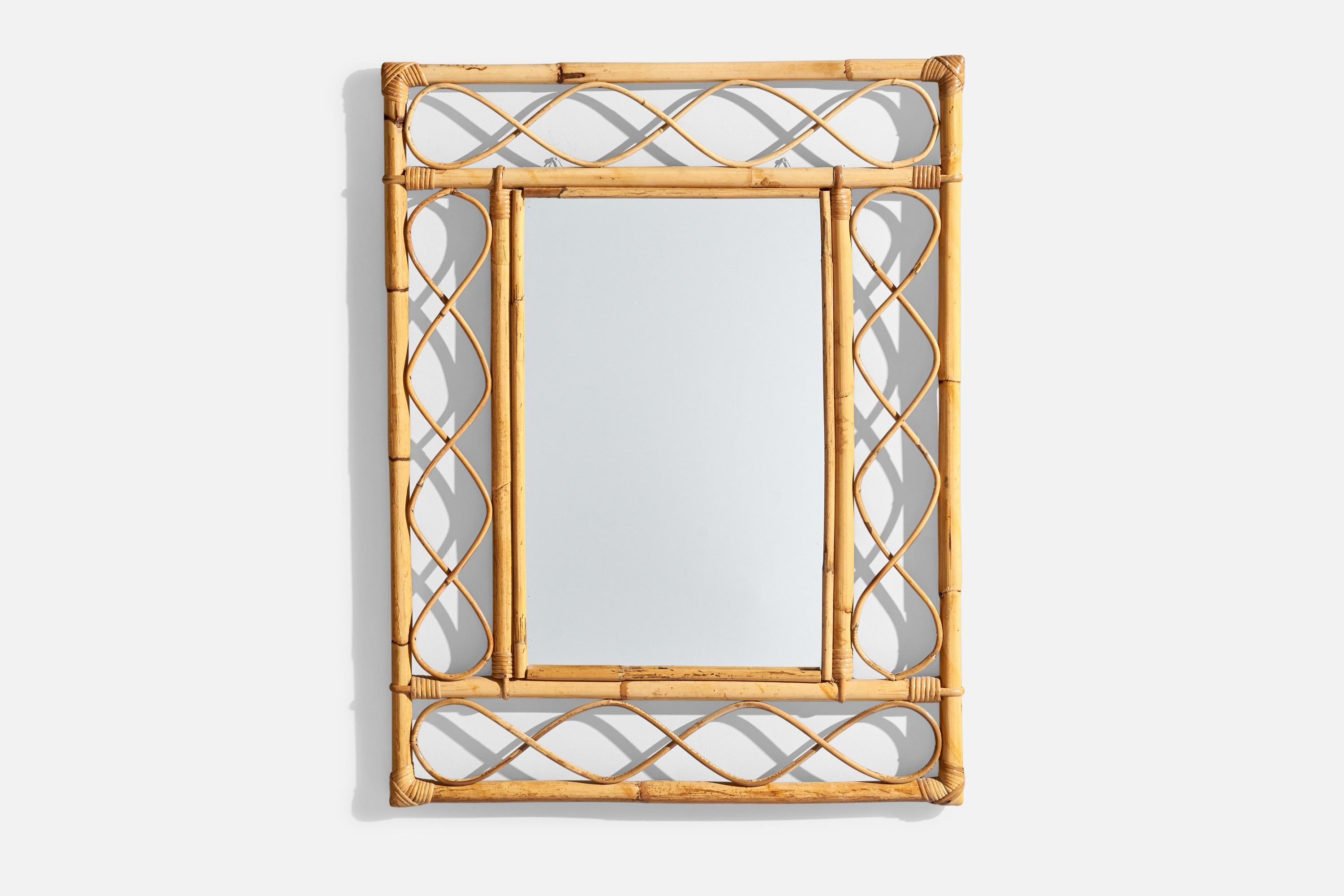 Specchio da parete in rattan e bambù progettato e prodotto da un designer italiano, Italia, anni '60.