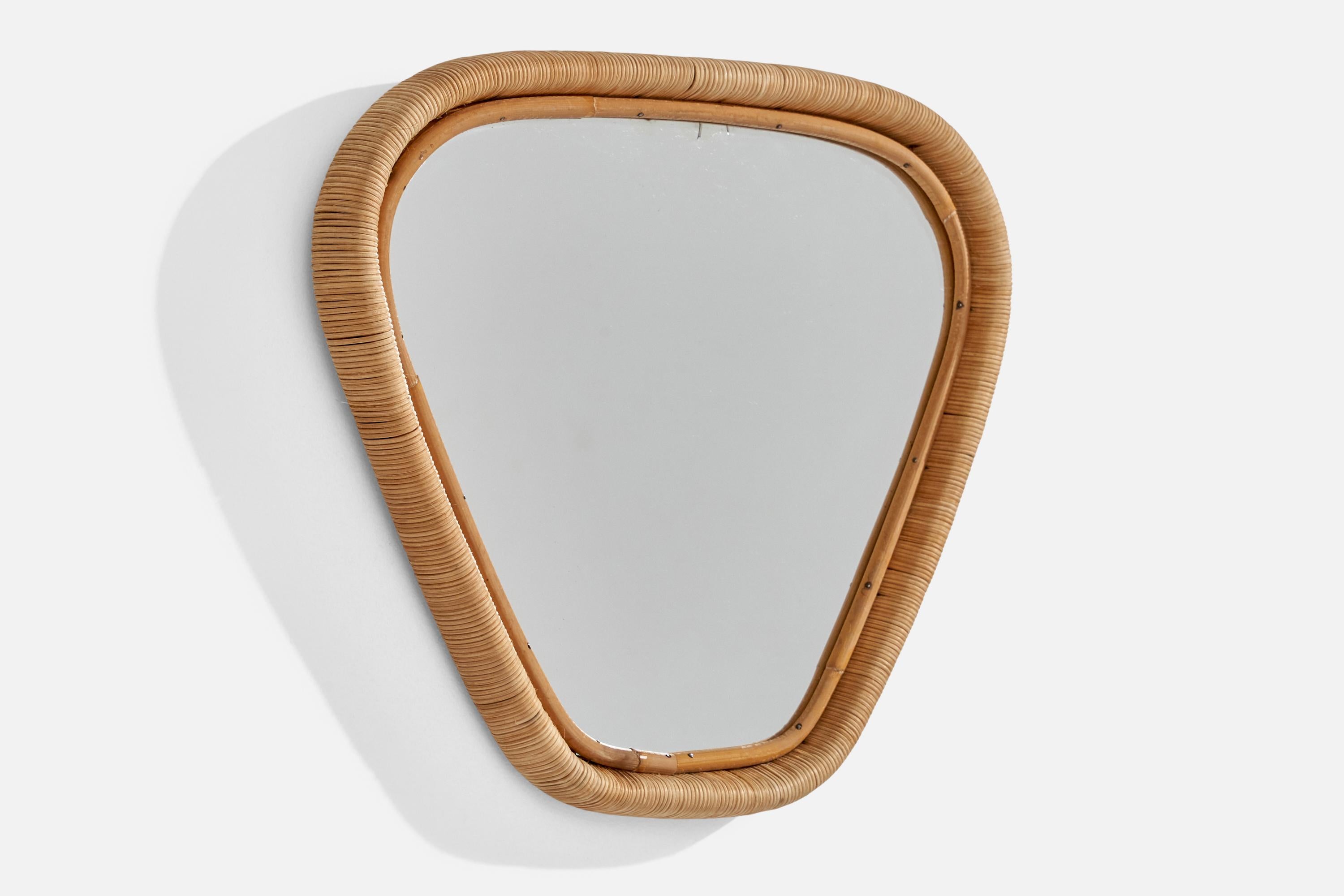 Mid-Century moderno Specchio da parete di design italiano, rattan, bambù, Italia, anni '60 in vendita