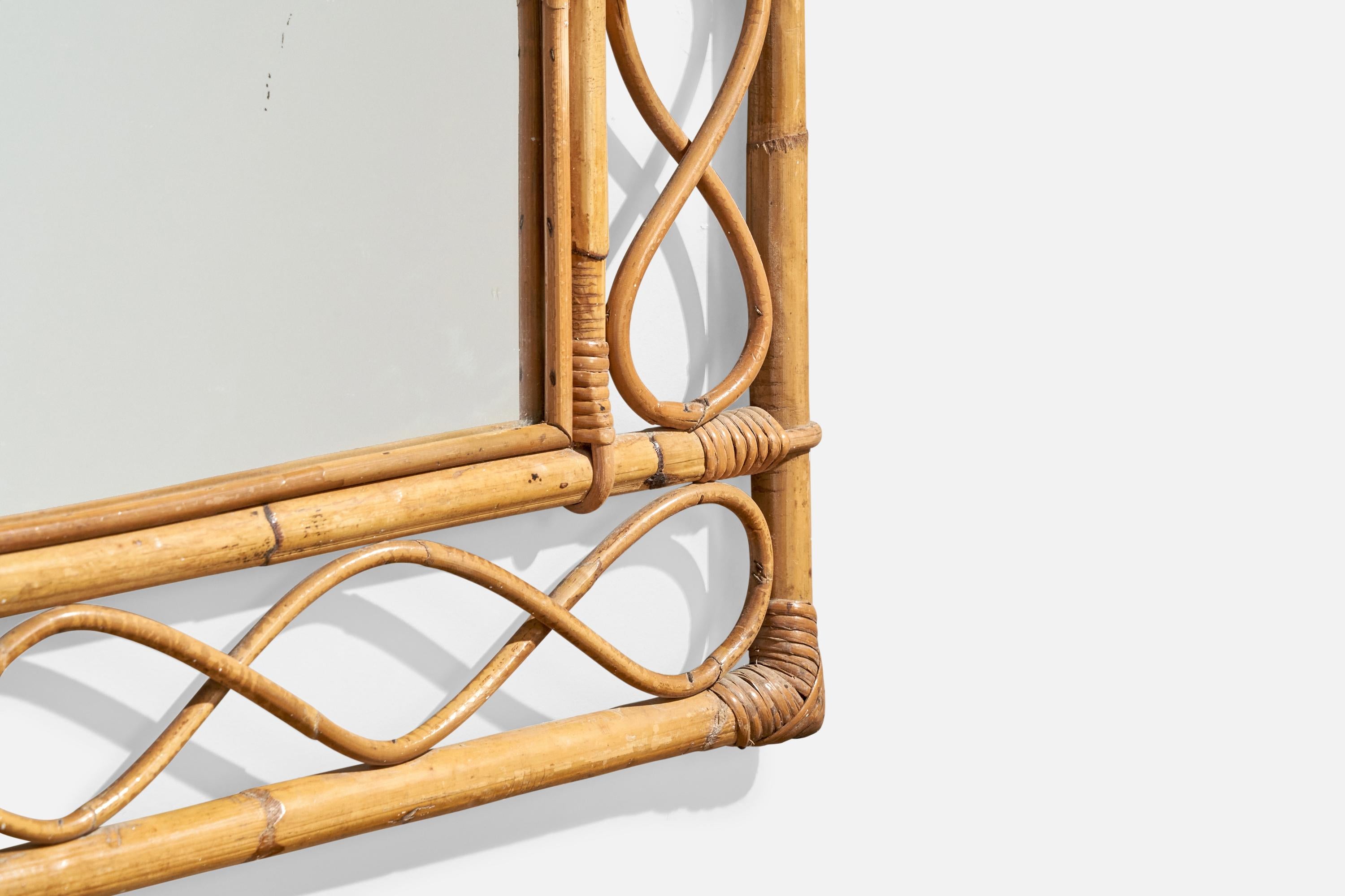 Specchio da parete di design italiano, rattan, bambù, vetro a specchio, Italia, anni '50 in vendita 1