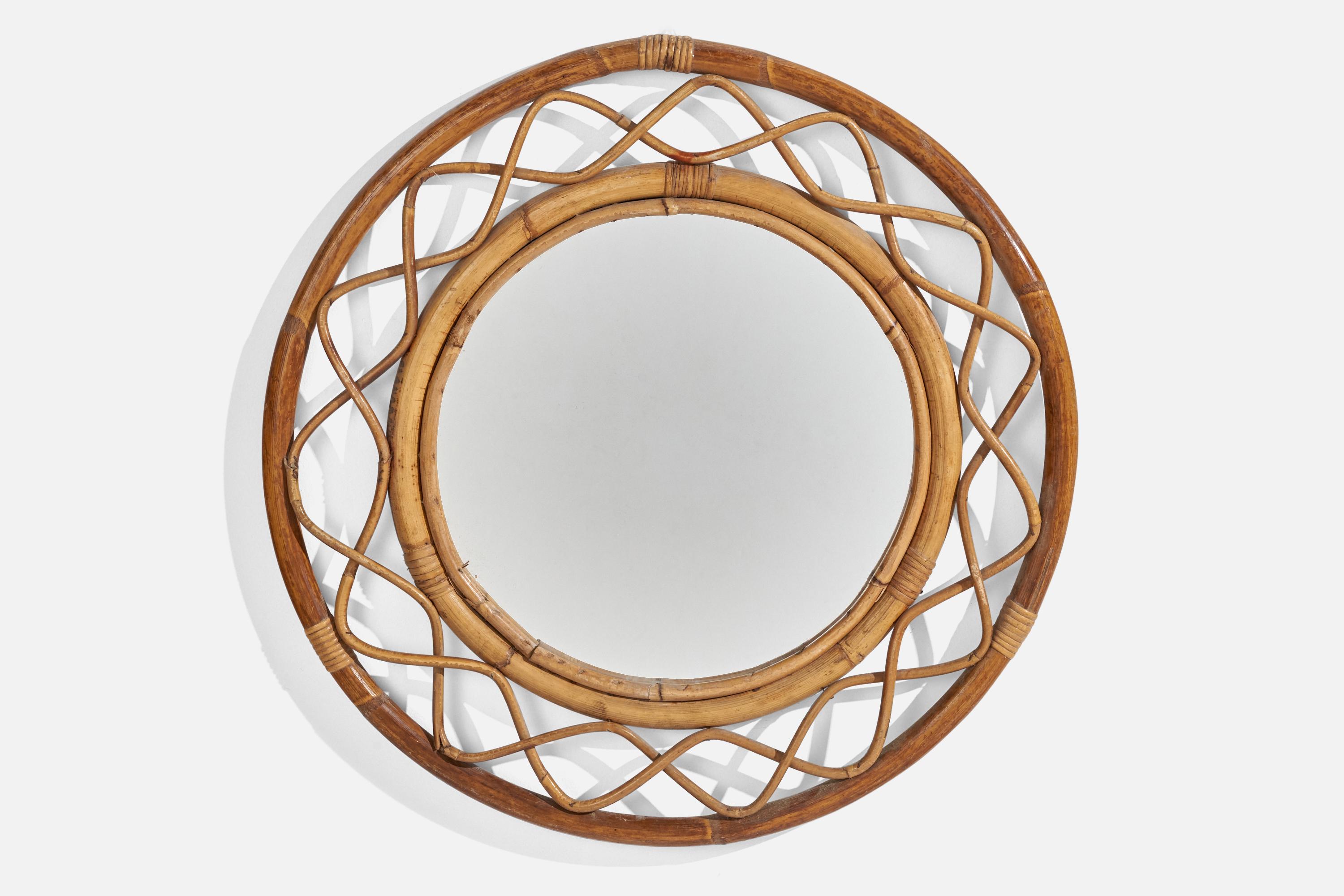 Wandspiegel aus Rattan und Bambus, entworfen und hergestellt von einem italienischen Designer, Italien, ca. 1960er Jahre.
 