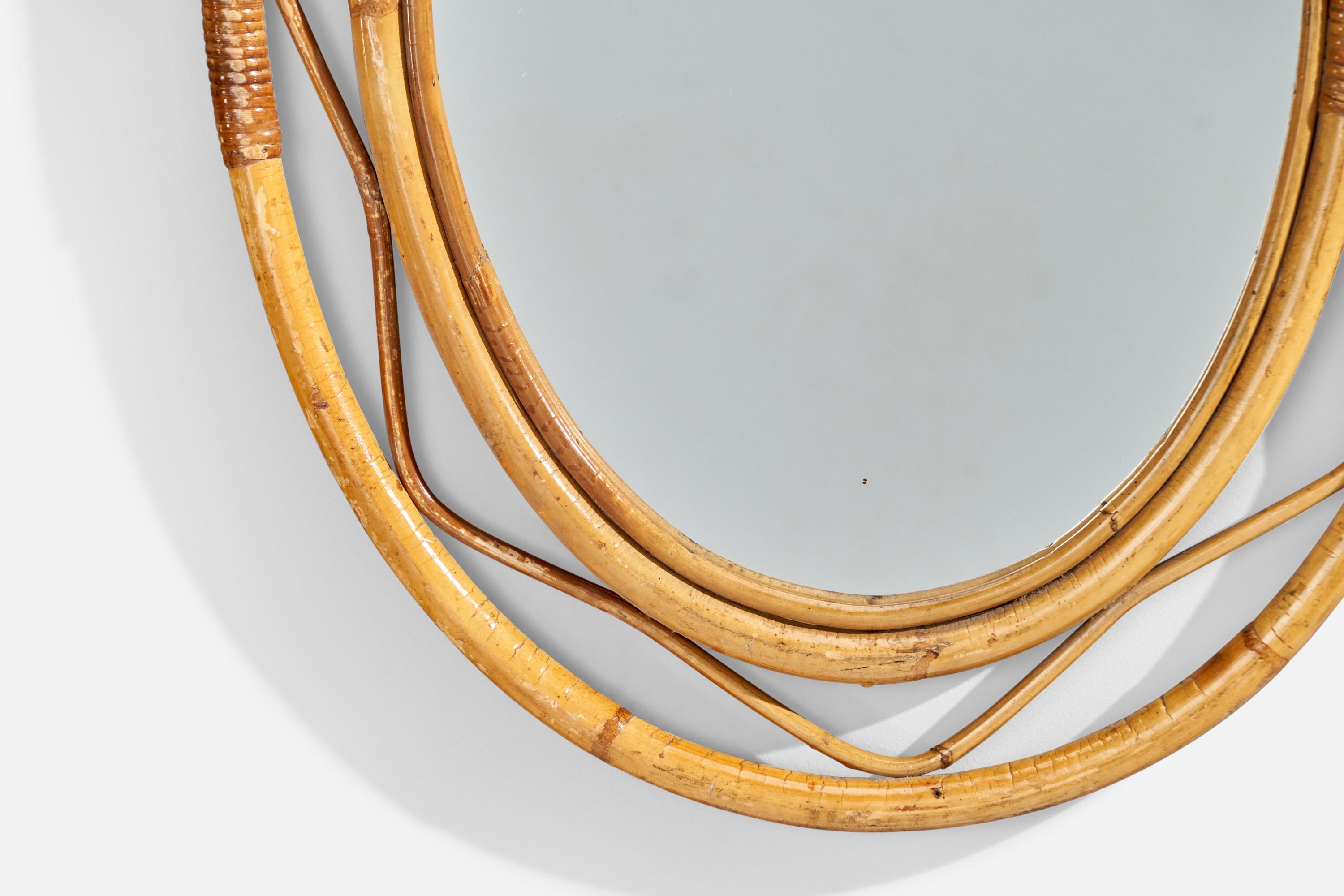 Bambou Designer italien, miroir mural, rotin, bambou, miroir en verre, Italie, vers les années 1960 en vente