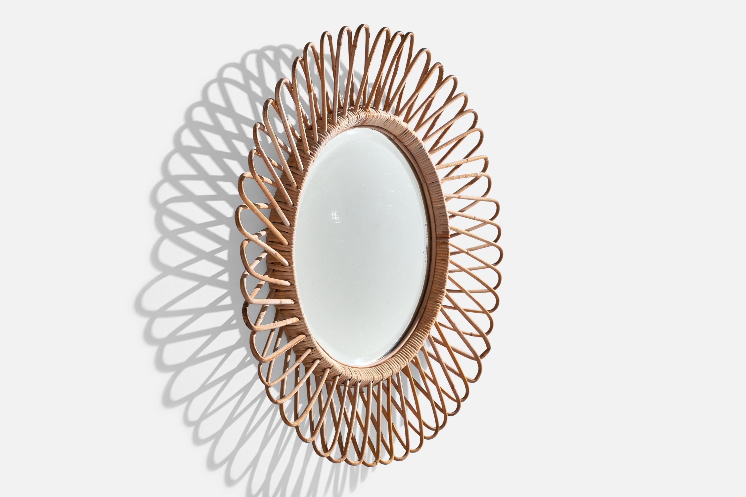 Mid-Century moderno Specchio da parete di design italiano, Rattan, Italia, anni '60 in vendita
