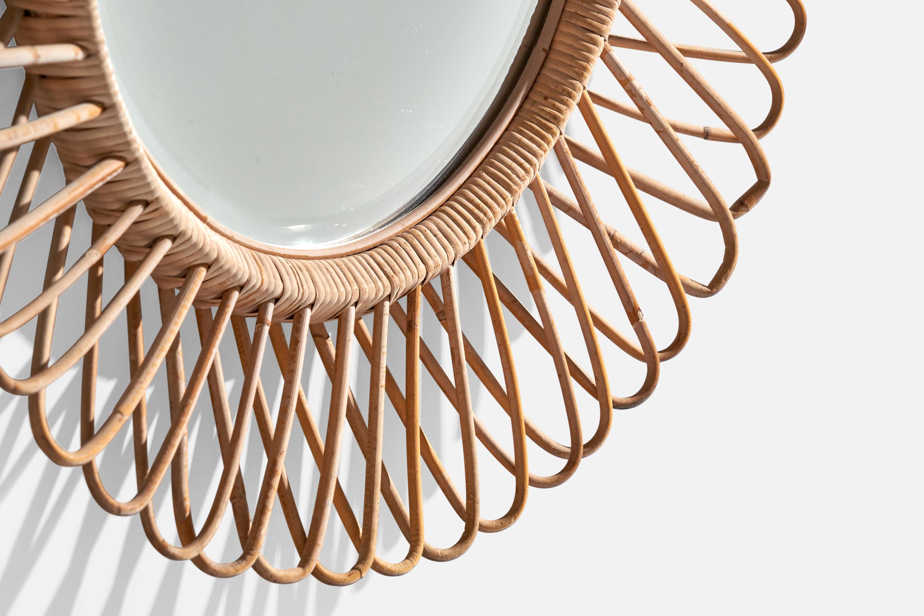 Specchio da parete di design italiano, Rattan, Italia, anni '60 in vendita 1