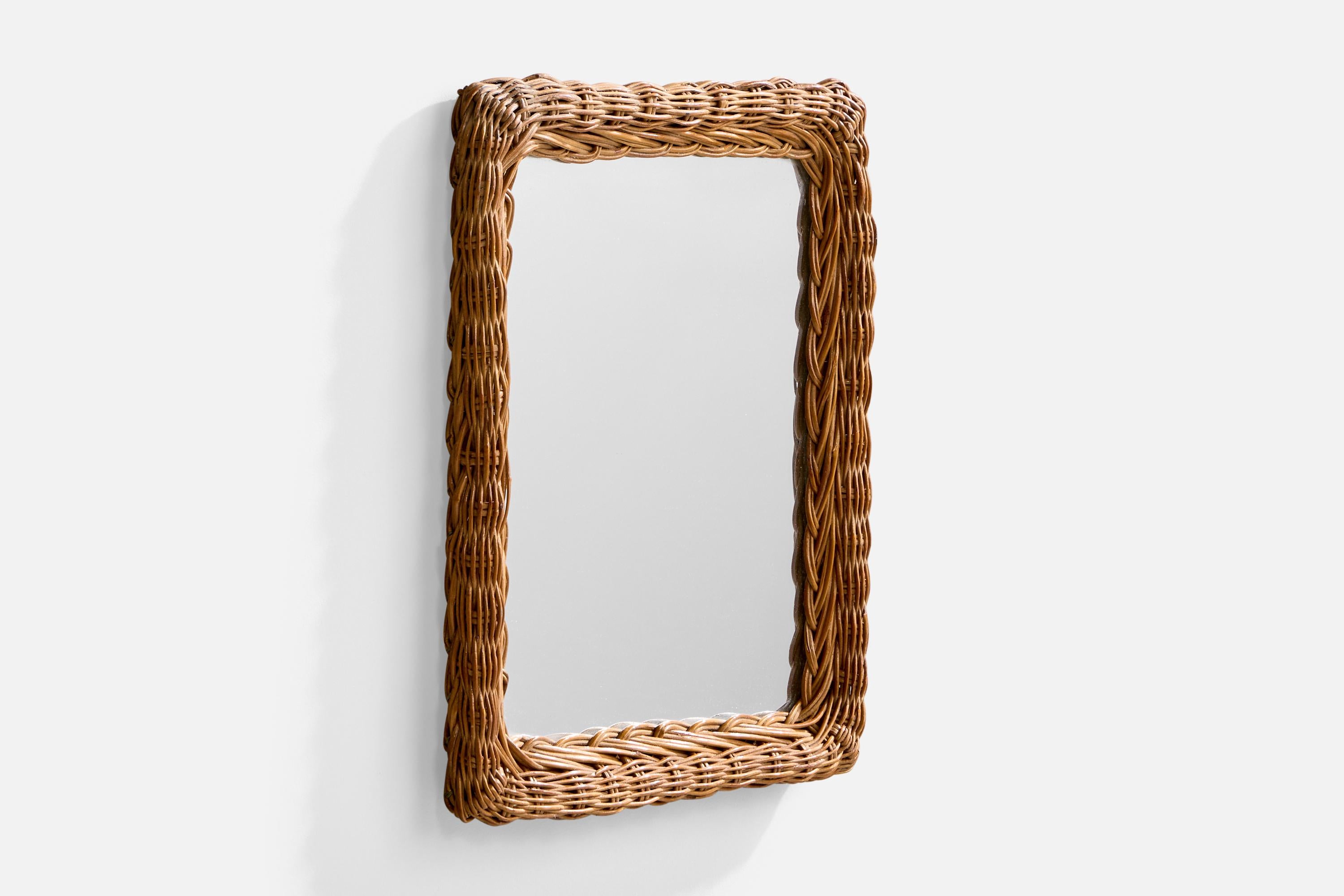 Italian Designer, Wall Mirror, Rattan, Italy, 1970s Moderno de mediados de siglo en venta