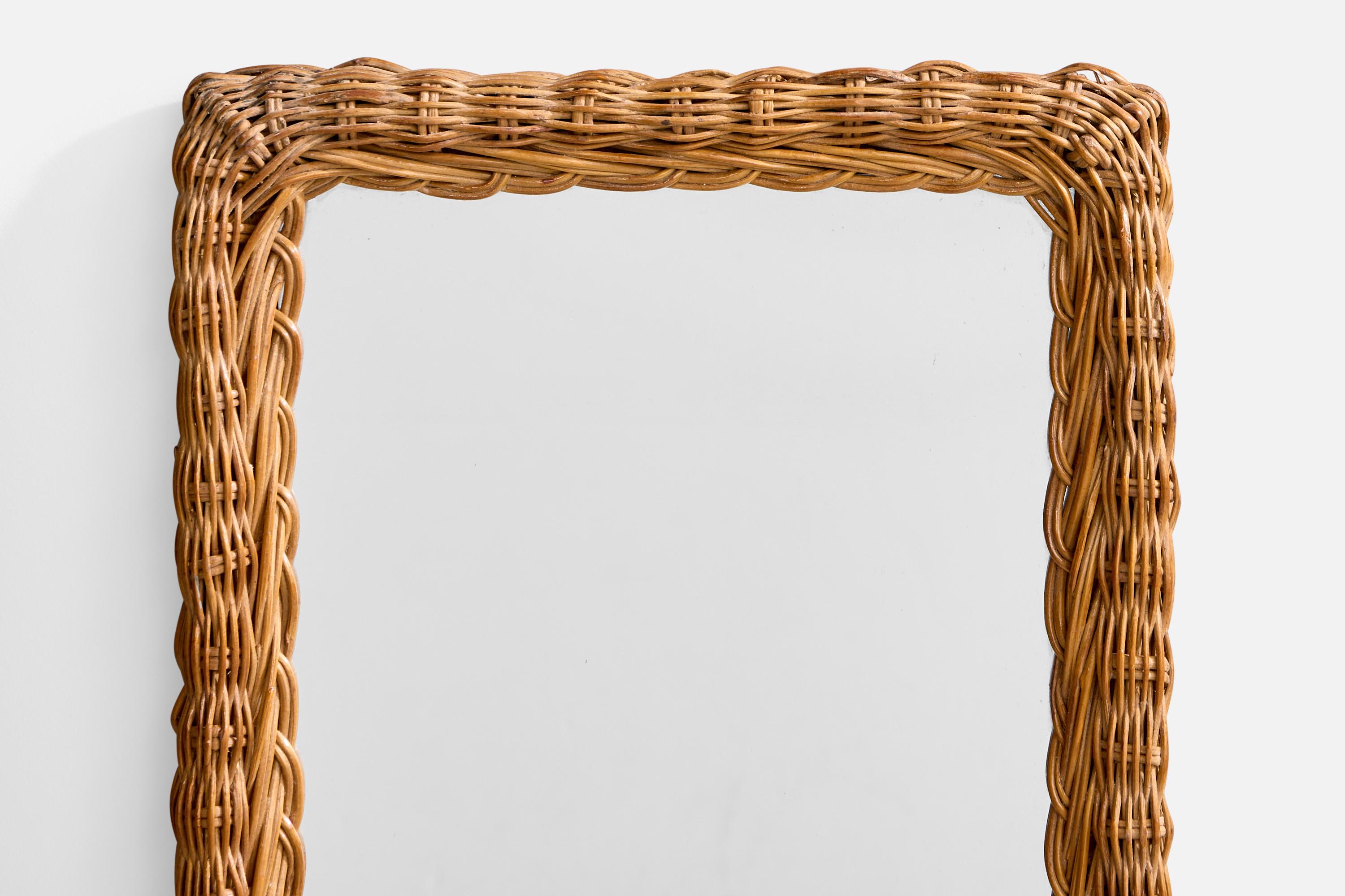 Italian Designer, Wall Mirror, Rattan, Italy, 1970s en Bueno estado para la venta en High Point, NC