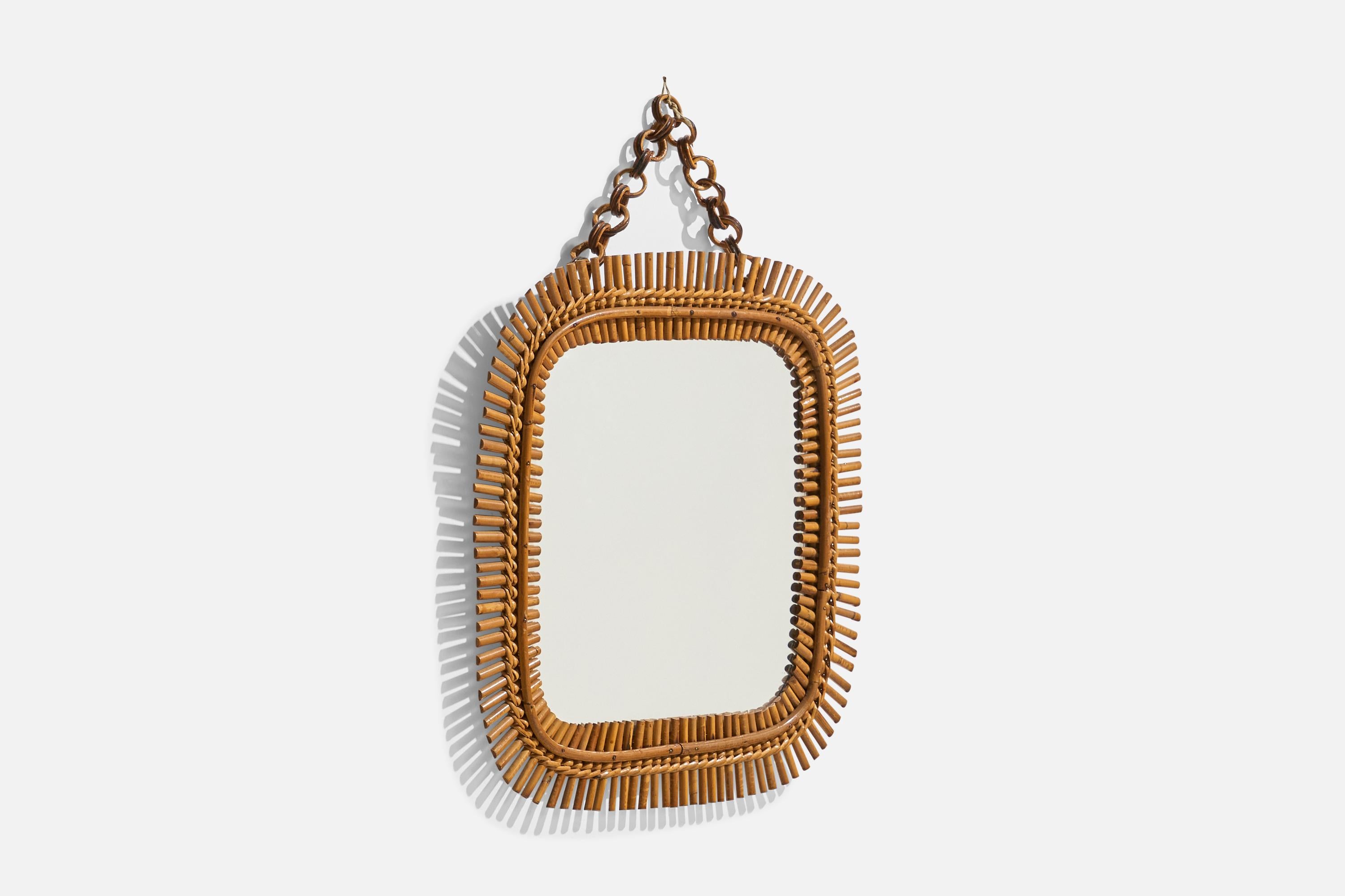 Mid-Century Modern Designer italien, miroir mural, rotin, miroir en verre, Italie, années 1950 en vente