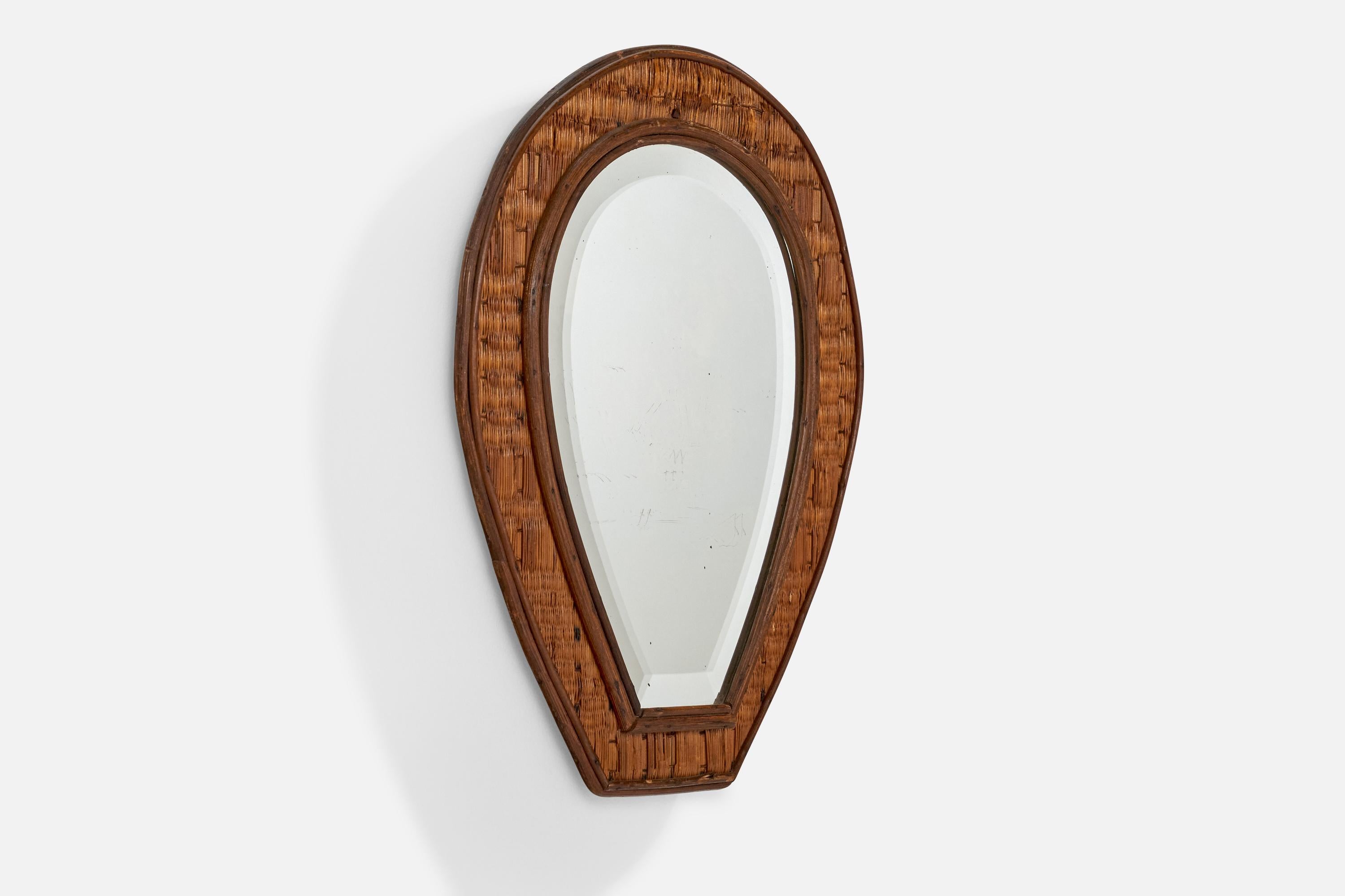 Diseñador italiano, Espejo de pared, ratán, espejo de cristal, Italia, c. 1940 Moderno de mediados de siglo en venta
