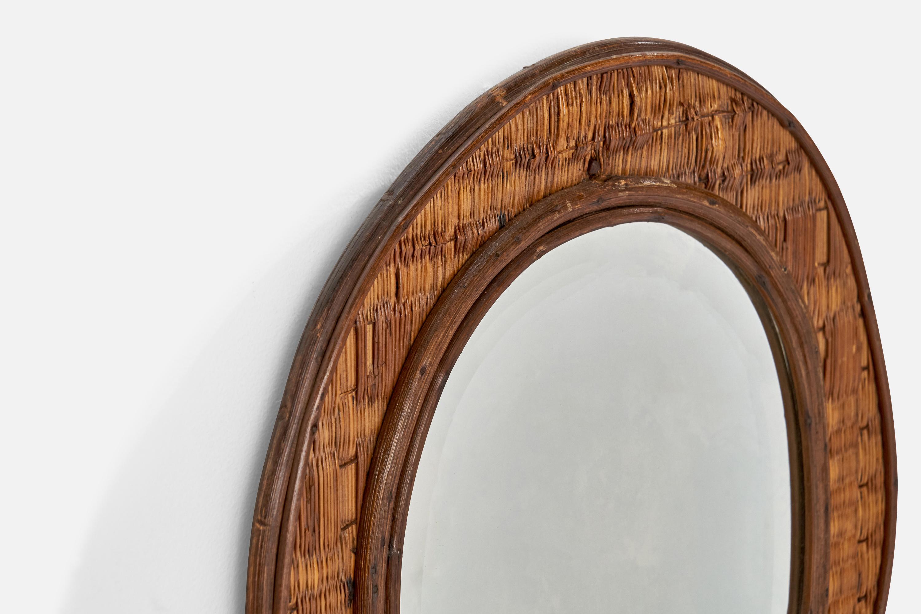 Diseñador italiano, Espejo de pared, ratán, espejo de cristal, Italia, c. 1940 Italiano en venta
