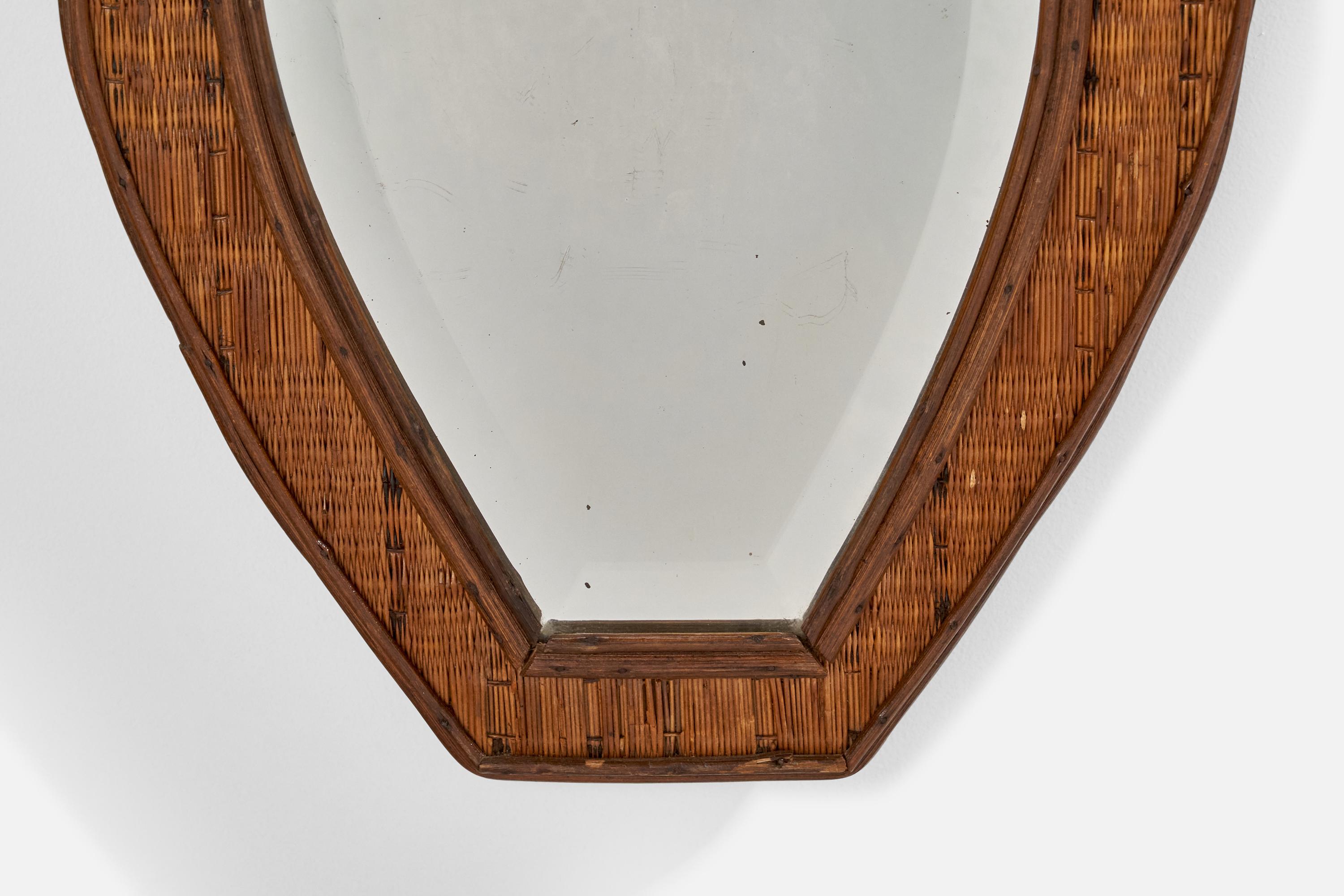 Diseñador italiano, Espejo de pared, ratán, espejo de cristal, Italia, c. 1940 mediados del siglo XX en venta