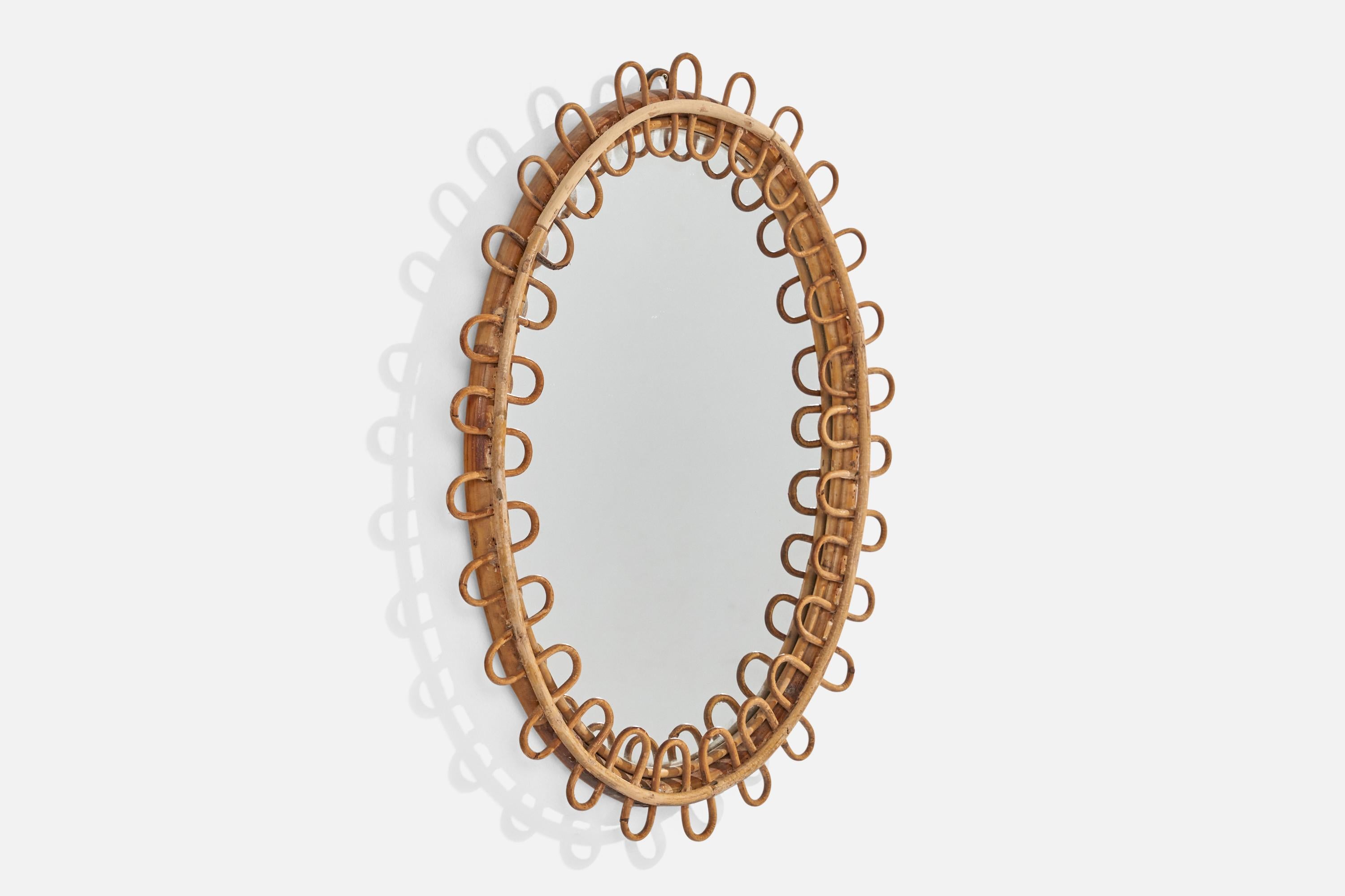 Italienischer Designer, Wandspiegel, Rattan, Spiegelglas, Italien, ca. 1960er Jahre (Moderne der Mitte des Jahrhunderts) im Angebot