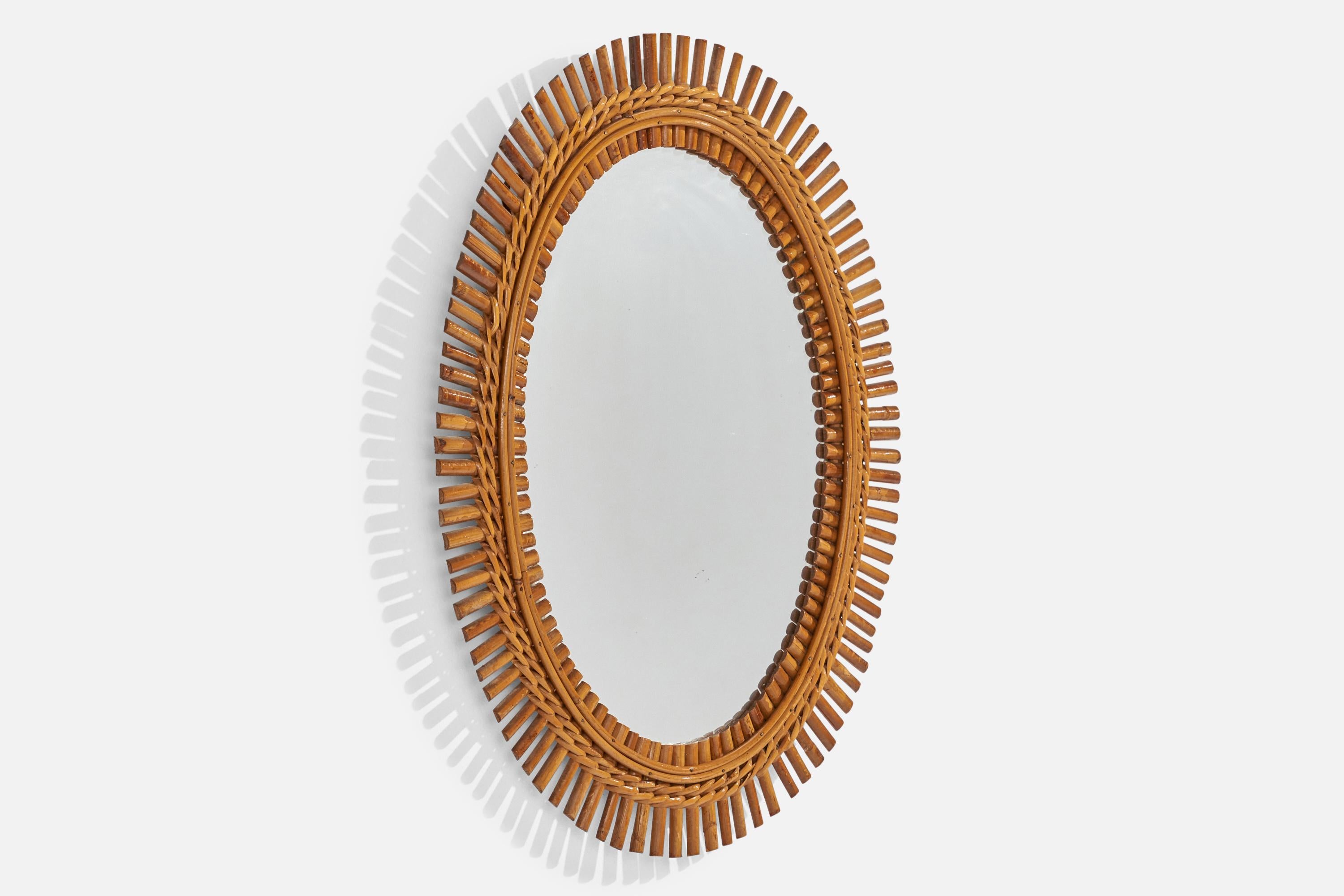 Mid-Century Modern Designer italien, miroir mural, rotin, verre miroir, Italie, vers les années 1960 en vente