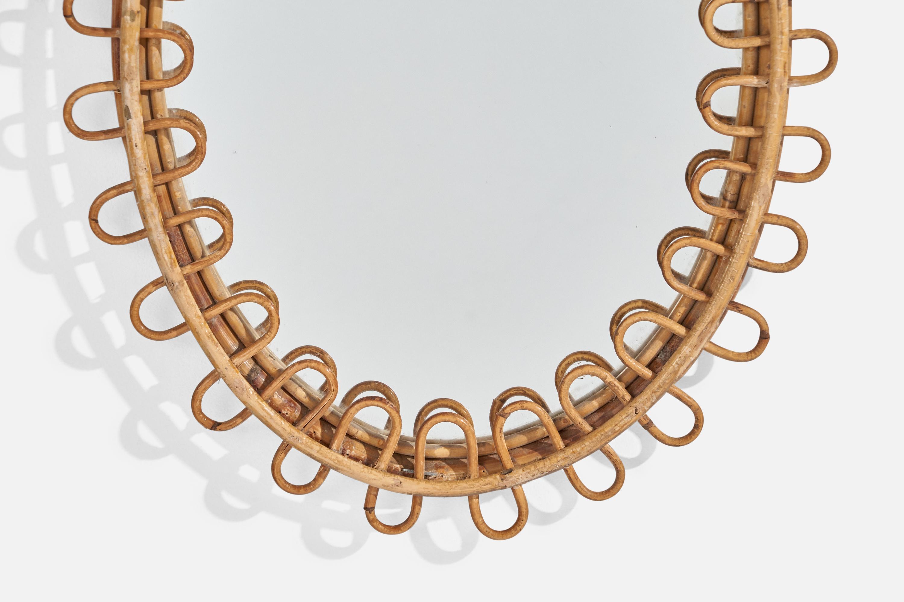 Italienischer Designer, Wandspiegel, Rattan, Spiegelglas, Italien, ca. 1960er Jahre im Angebot 1
