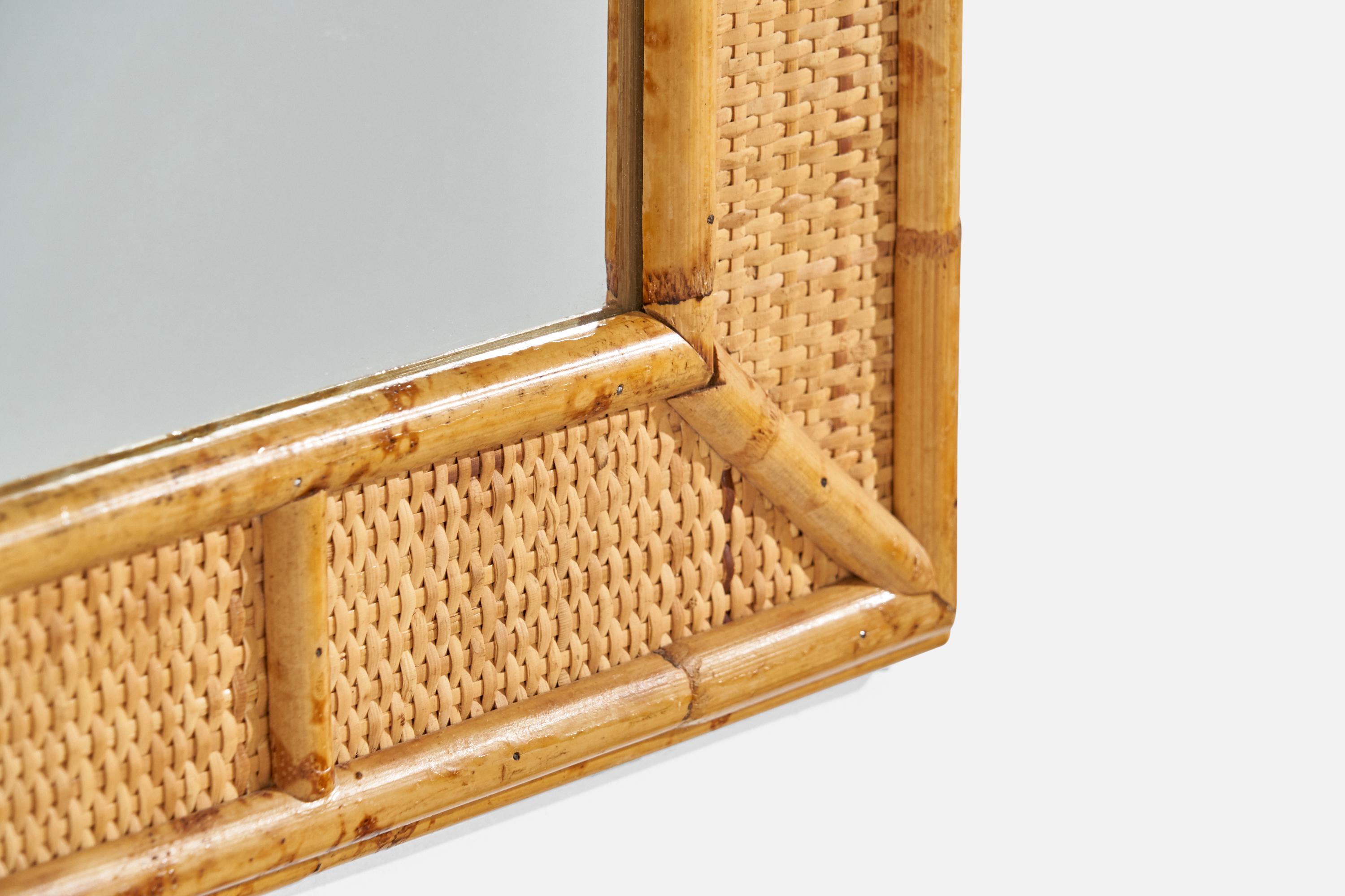 Diseñador Italiano, Espejo de Pared, Ratán, Espejo de Cristal, Italia, C. 1960s en venta 3
