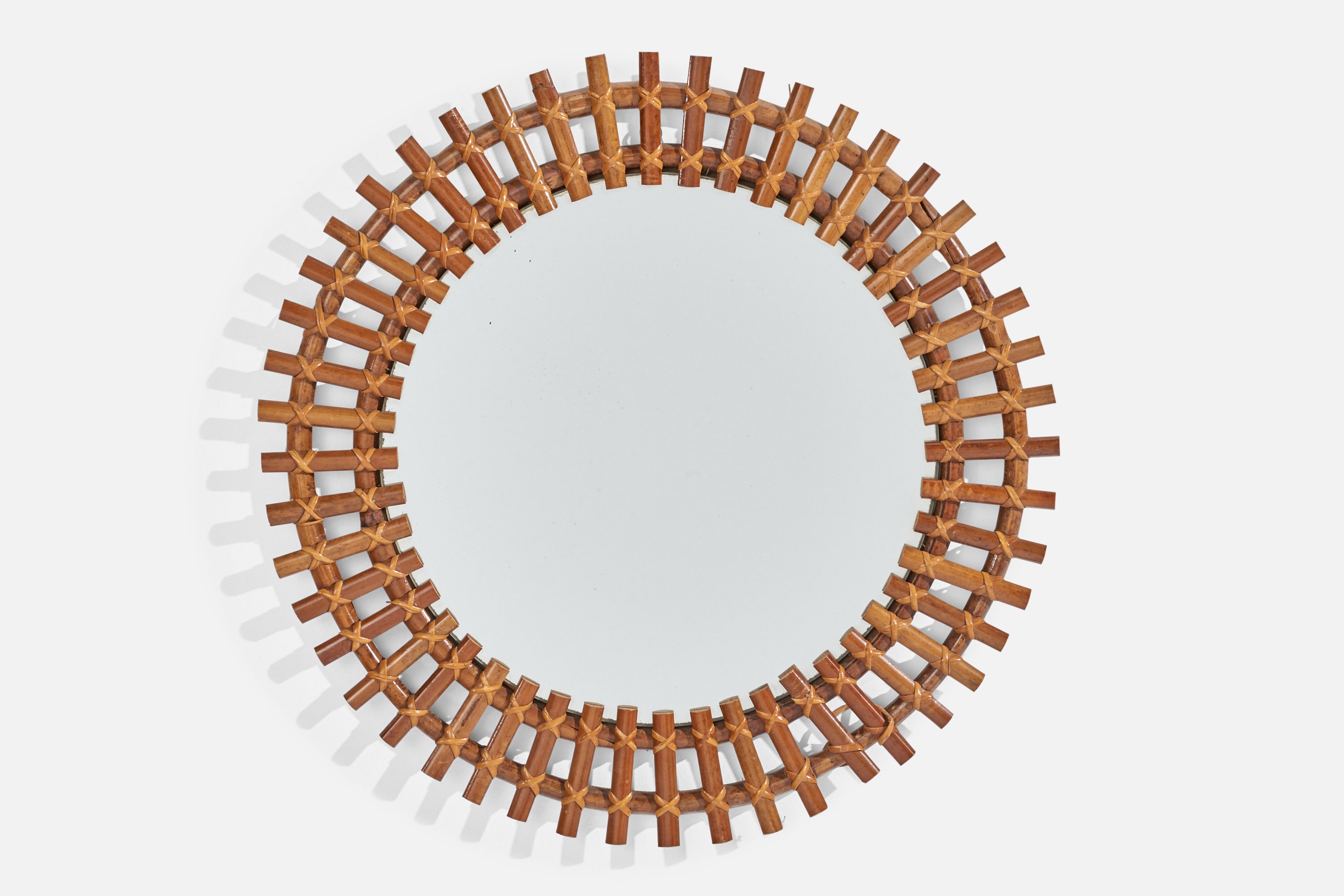 Italienischer Designer, Wandspiegel, Rattan, Spiegelglas, Italien, ca. 1960er Jahre