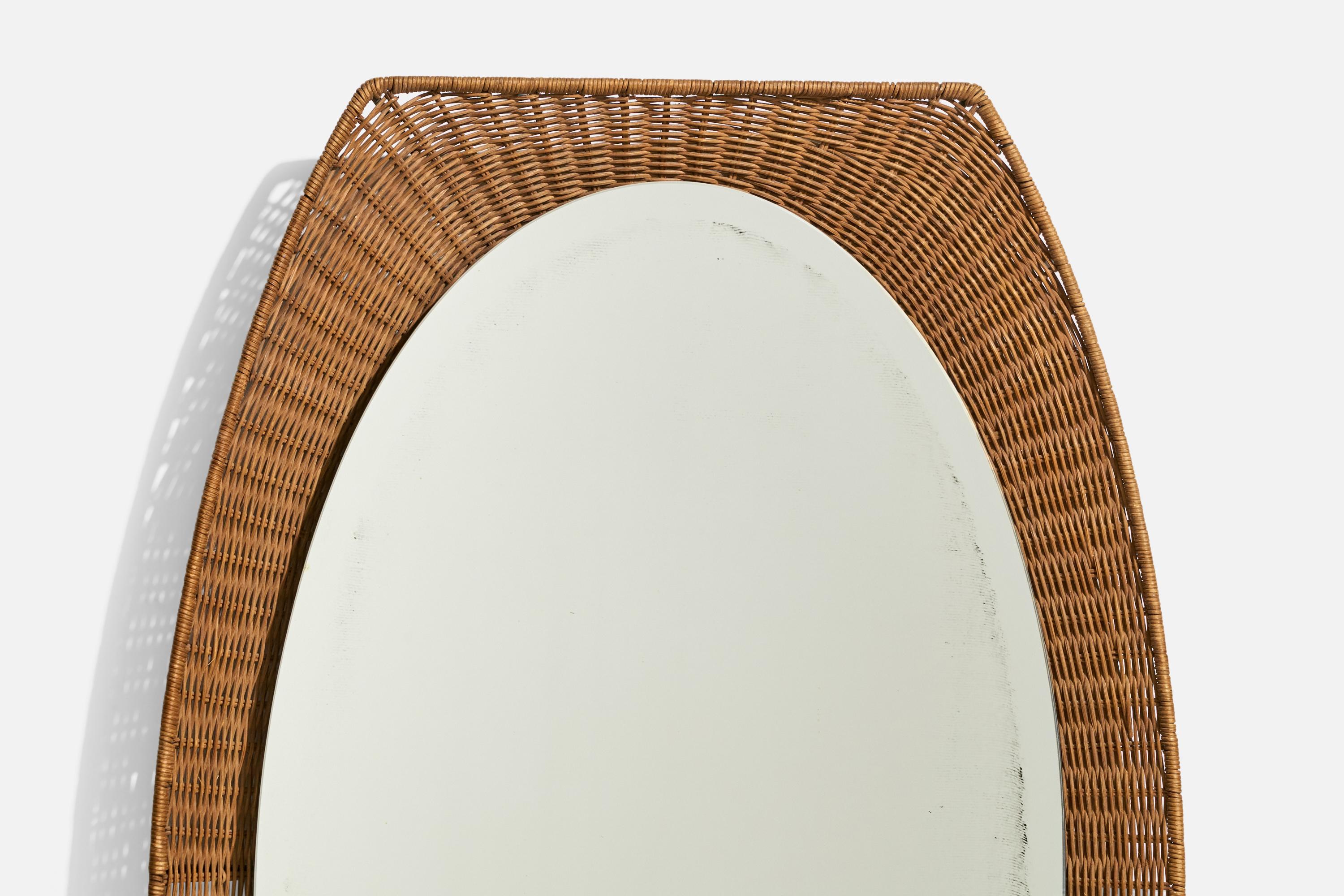 Milieu du XXe siècle Miroir mural de designer italien, osier, métal, verre miroir, Italie, vers les années 1950 en vente