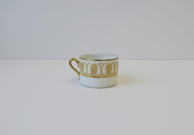 20th Century Richard Ginori Designer Italian White and Gold Coffee or Tea Cup, circa 1960s For Sale