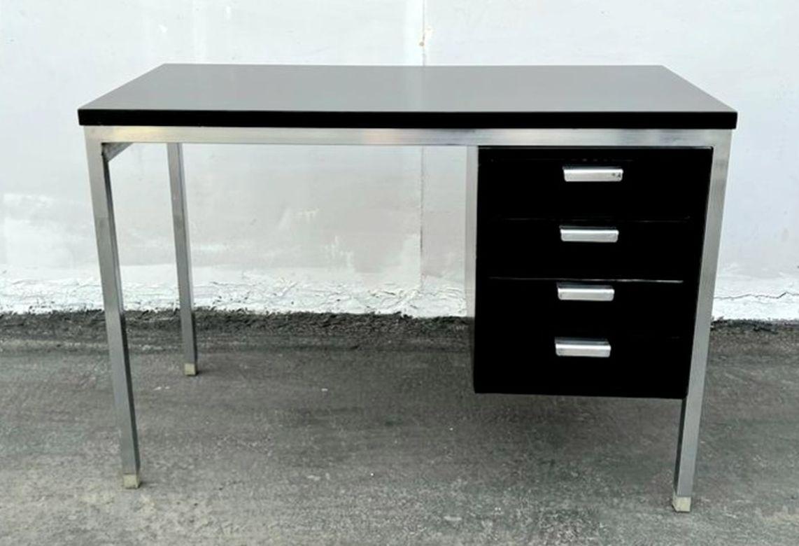 Italian Desk by Anonima Castelli For Sale 1