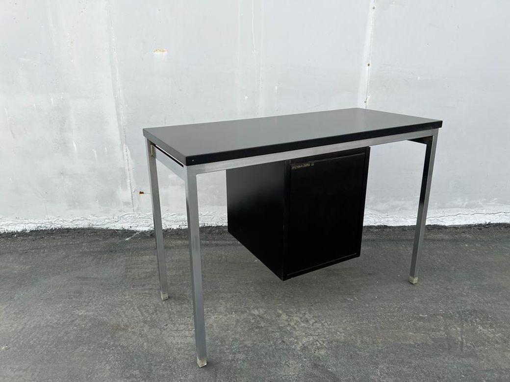 Italian Desk by Anonima Castelli For Sale 2