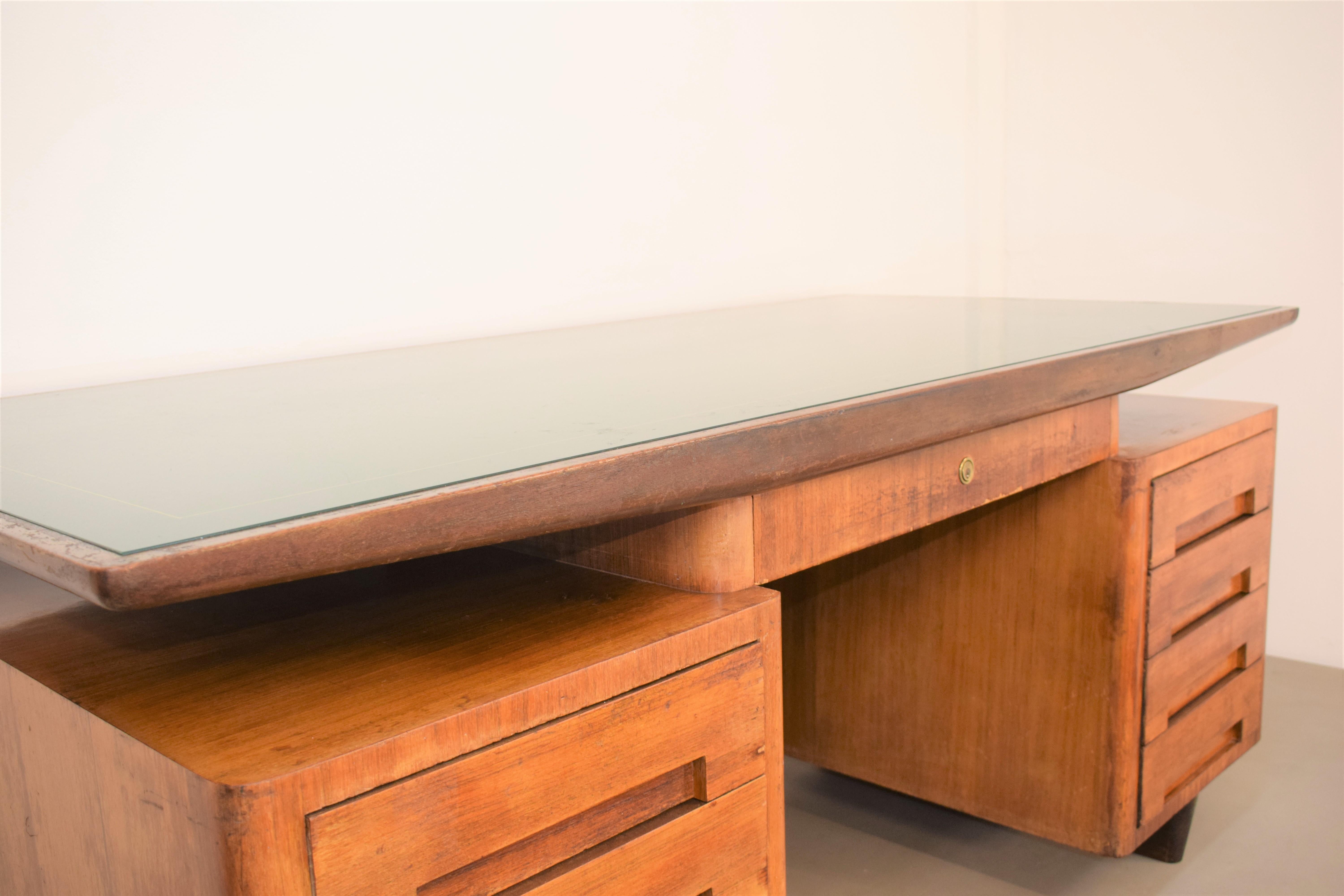 Italian Desk by Gio Ponti Attributed, 1950s For Sale 8