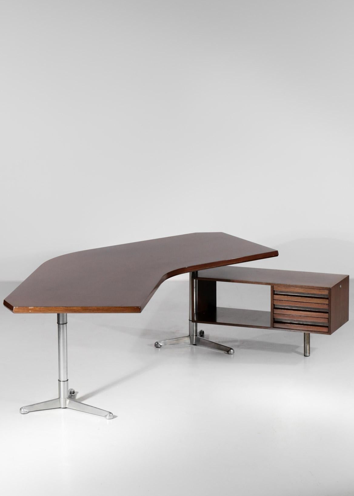 Italian Desk by Osvaldo Borsani for Tecno Midcentury Design T96 Boomerang 1950s 4