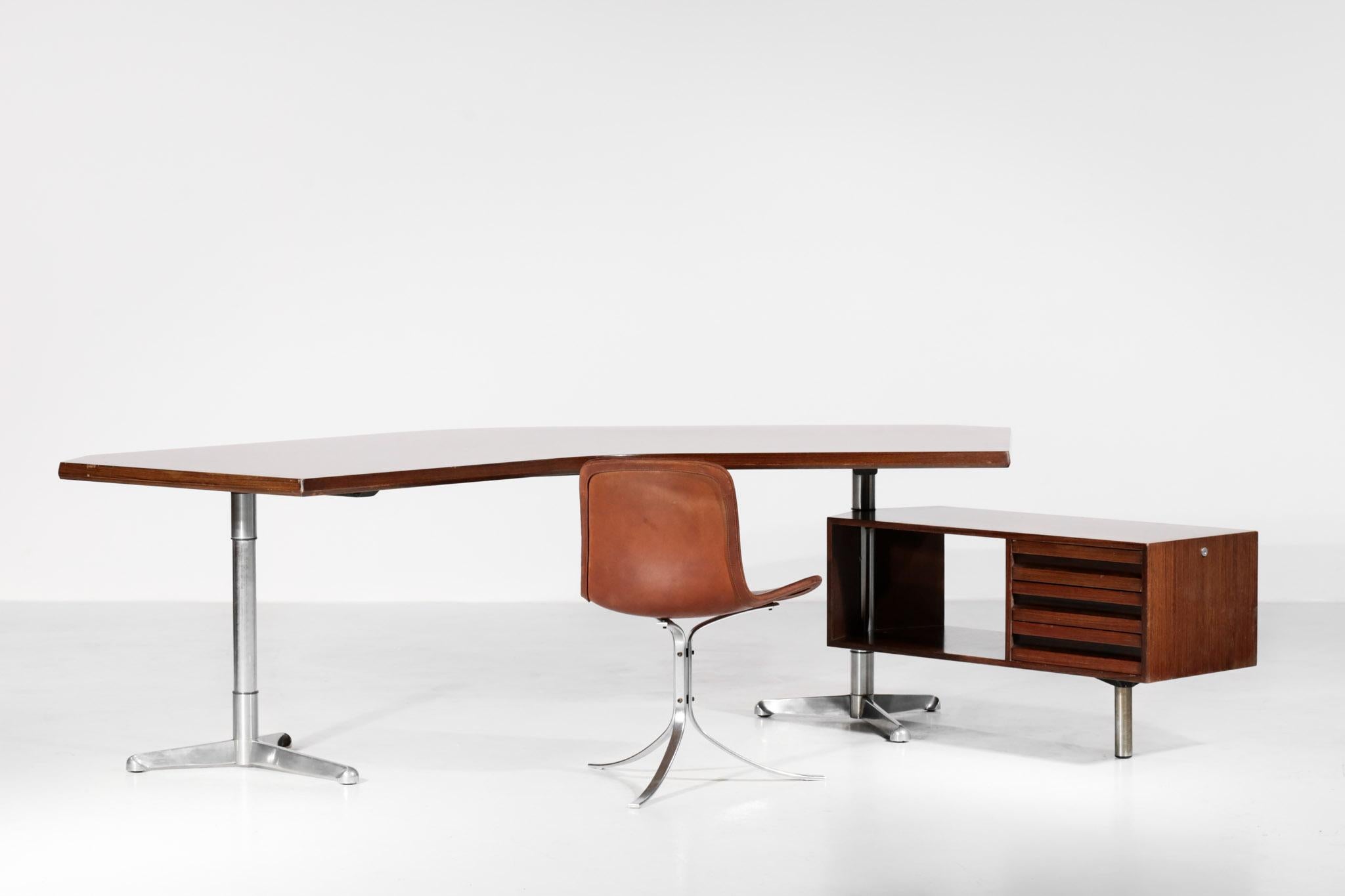 Italian Desk by Osvaldo Borsani for Tecno Midcentury Design T96 Boomerang 1950s 2