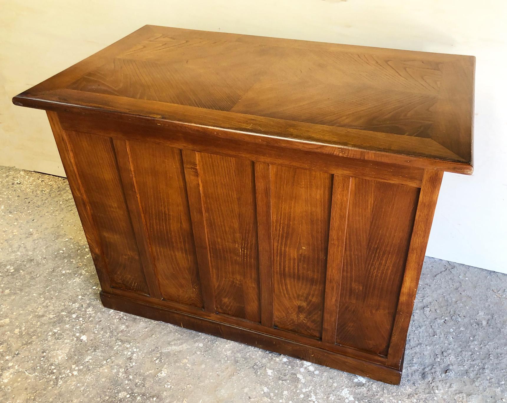 Italian Desk, from 1960 in Chestnut, Honey-Colored, with 5 Drawer For Sale 1