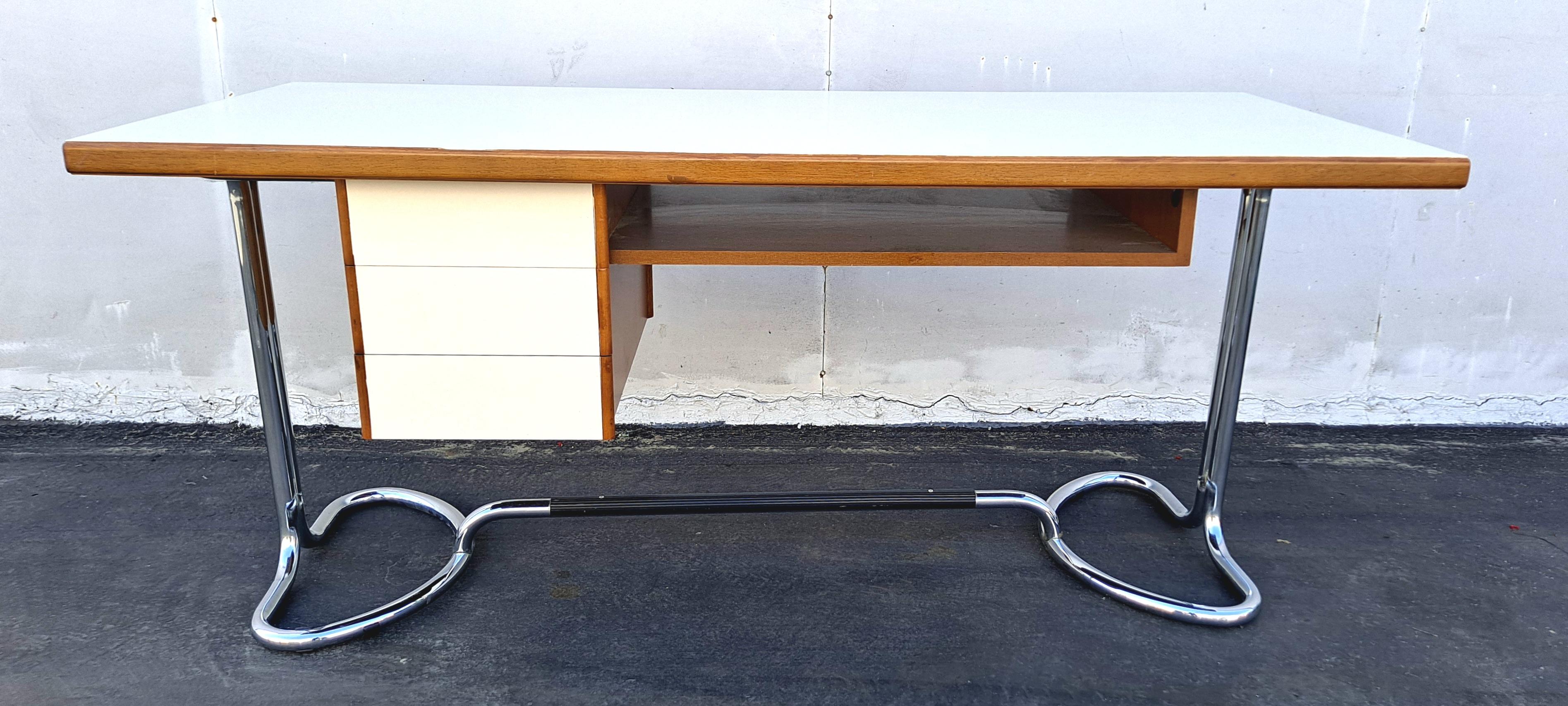 Mid-Century Modern Italian Desk from the 1960s  For Sale