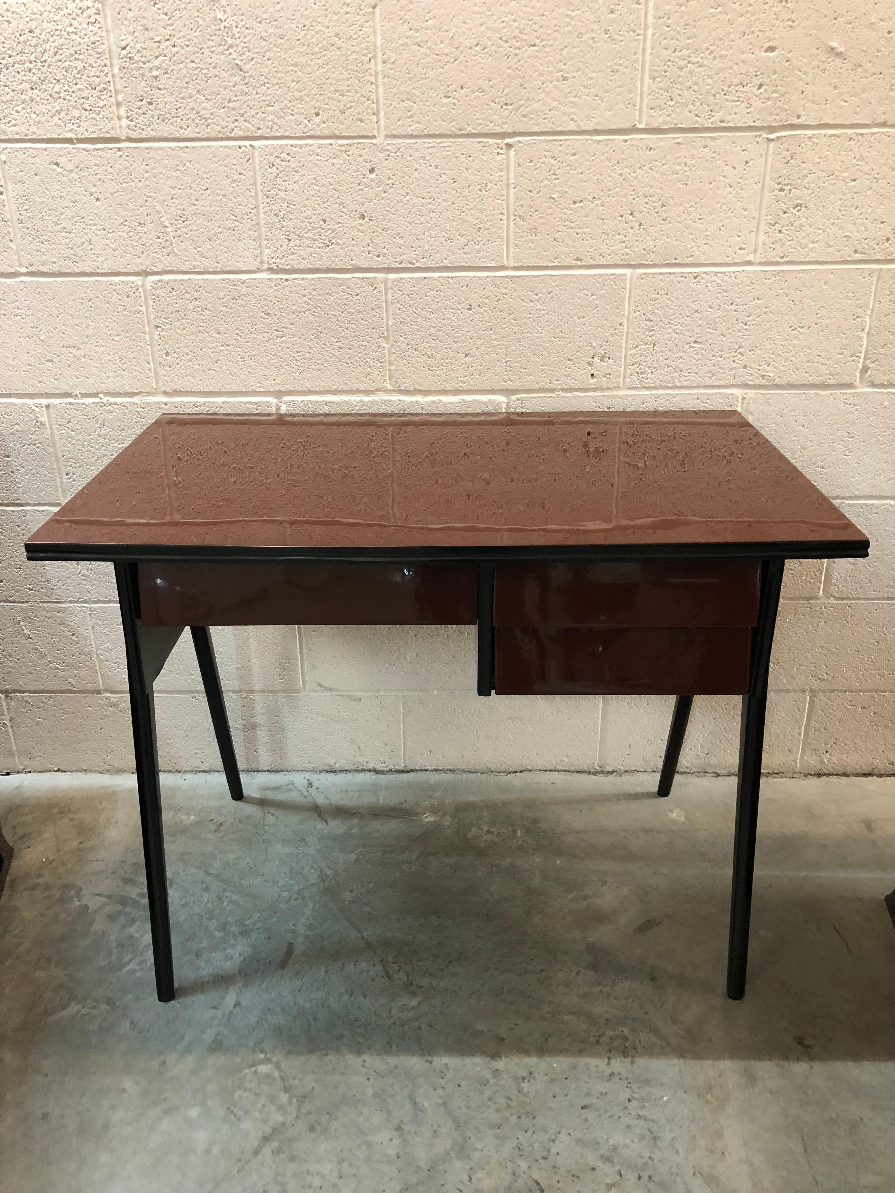 Mid-20th Century Italian Desk from the 60s For Sale