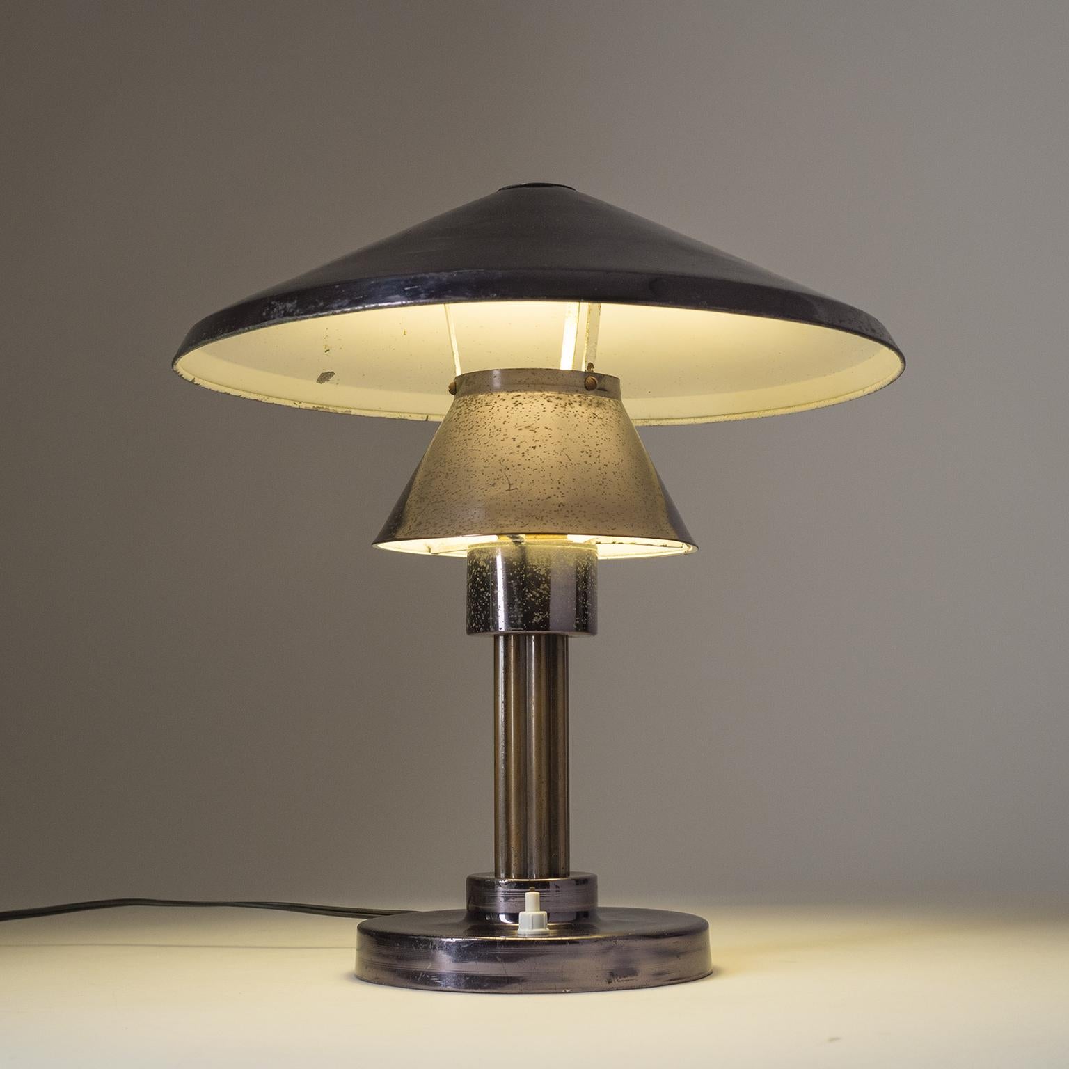 Italian Desk Lamp, 1950s, Patinated Nickel For Sale 7