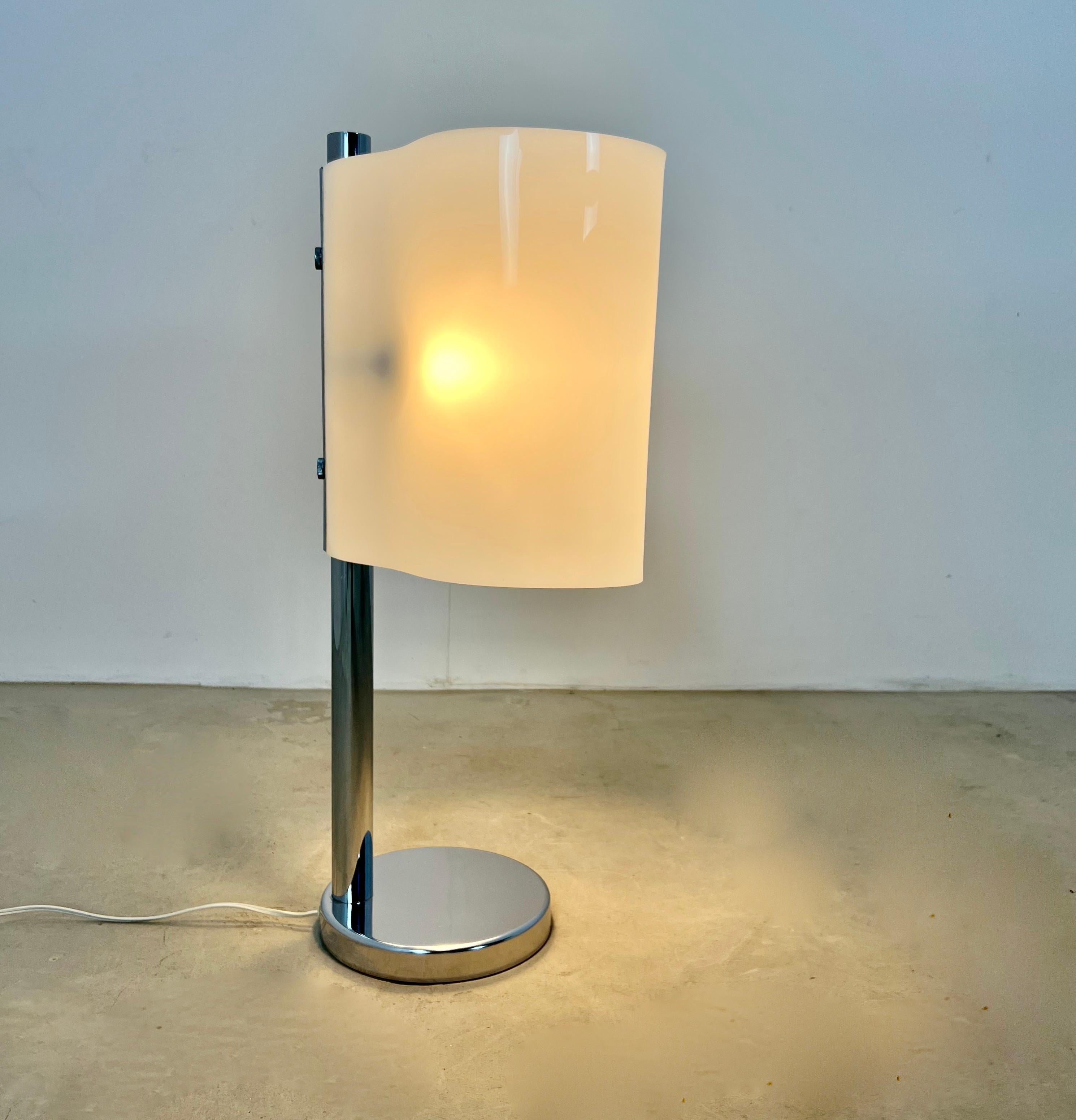 Fin du 20e siècle Lampe de bureau italienne des années 1970 en vente