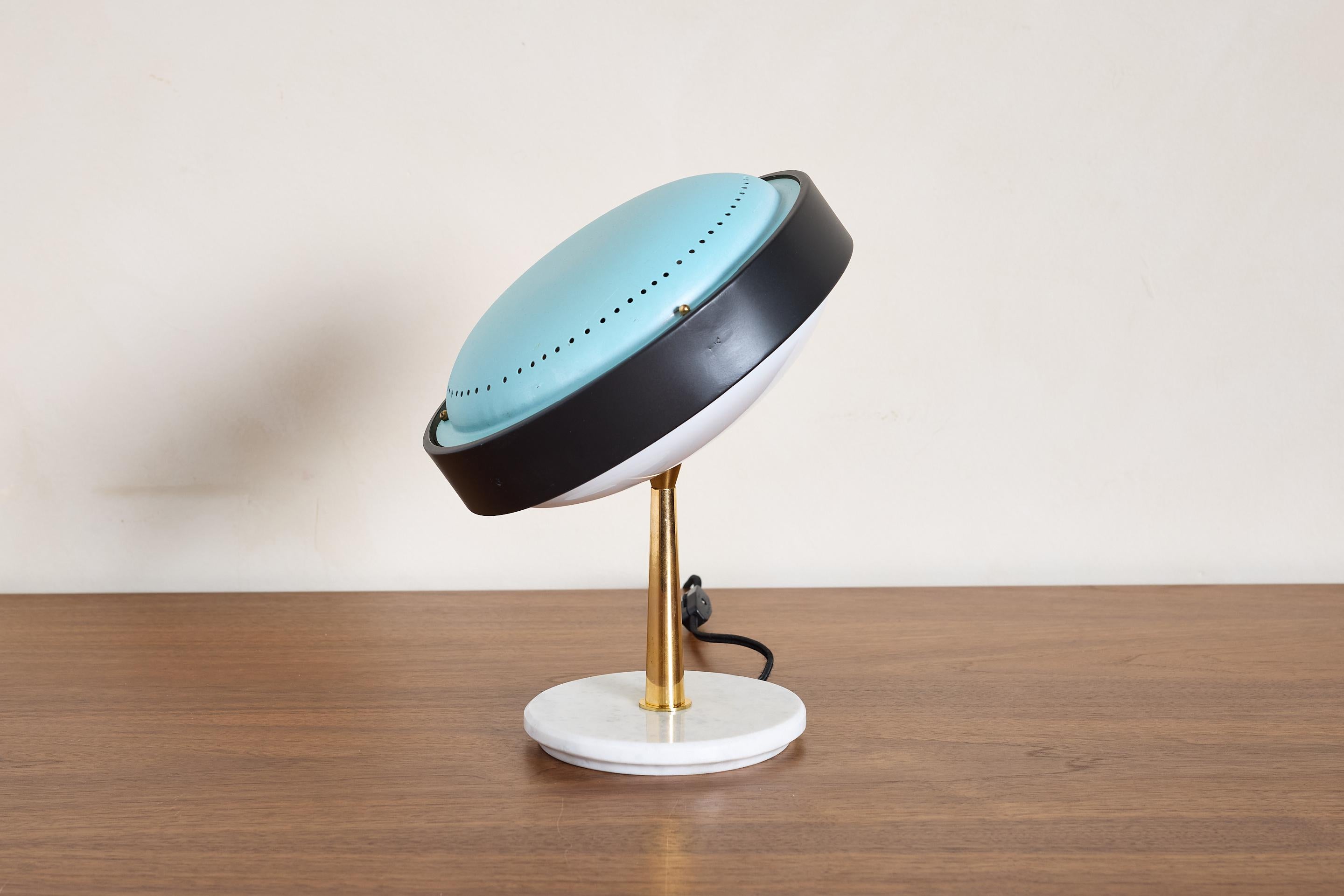 Lampe de bureau italienne de G.C.M.E. Bon état - En vente à Beverly Hills, CA