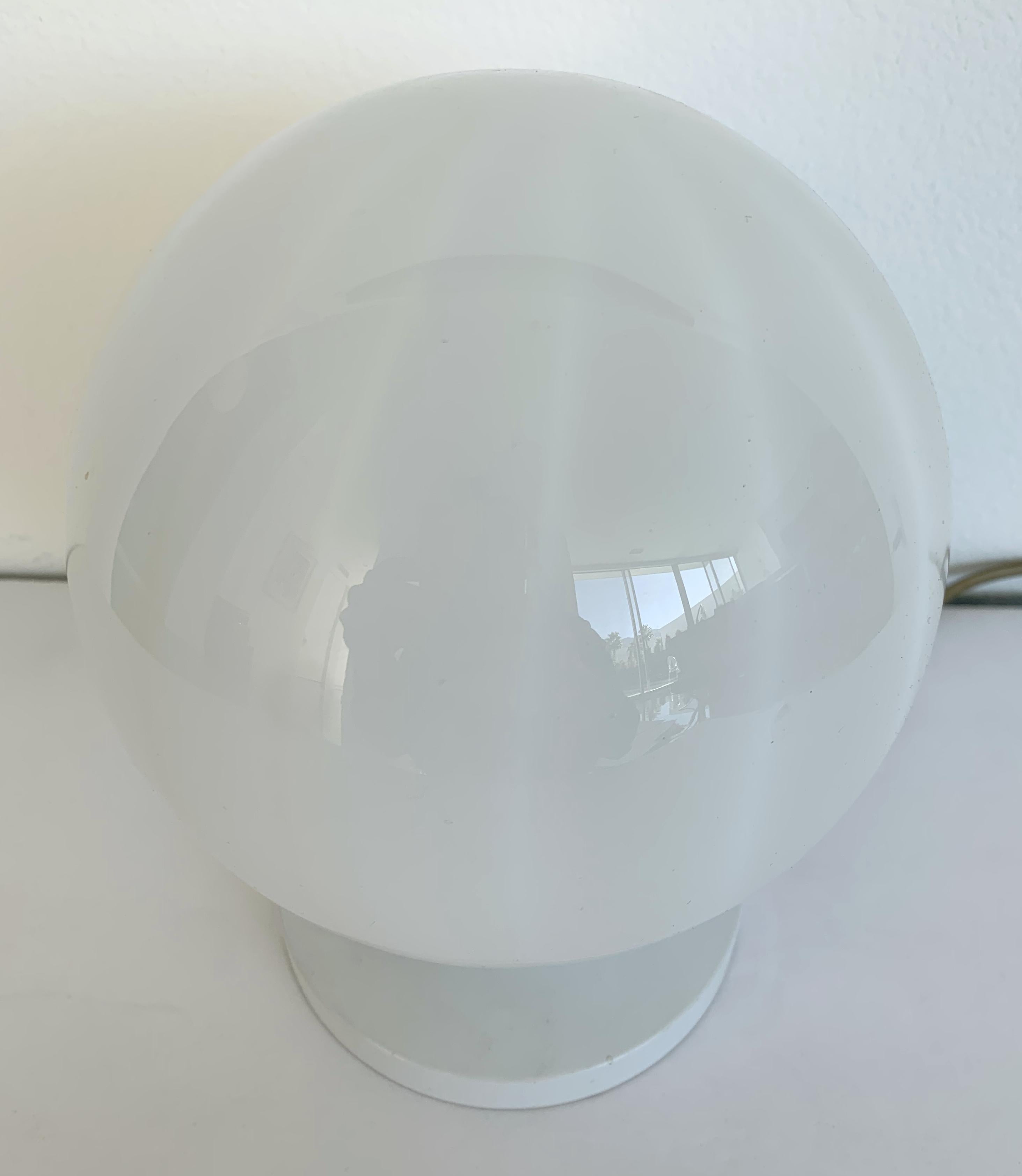 Vintage Italian desk lamp with a striped white hand blown Murano glass shade mounted on white metal base, made in Italy, circa 1960s
1 light / E12 or E14 type / max 40W
Measures: height 8 inches, diameter 6 inches
Order Reference #: FABIOLTD L104