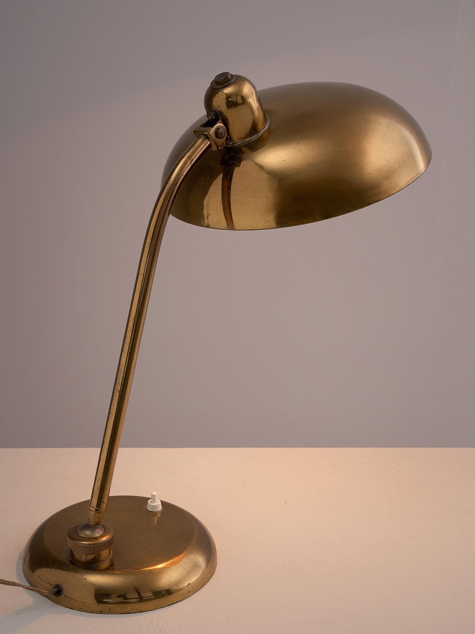 Italian Desk Light in Brass, 1960s (Moderne der Mitte des Jahrhunderts)