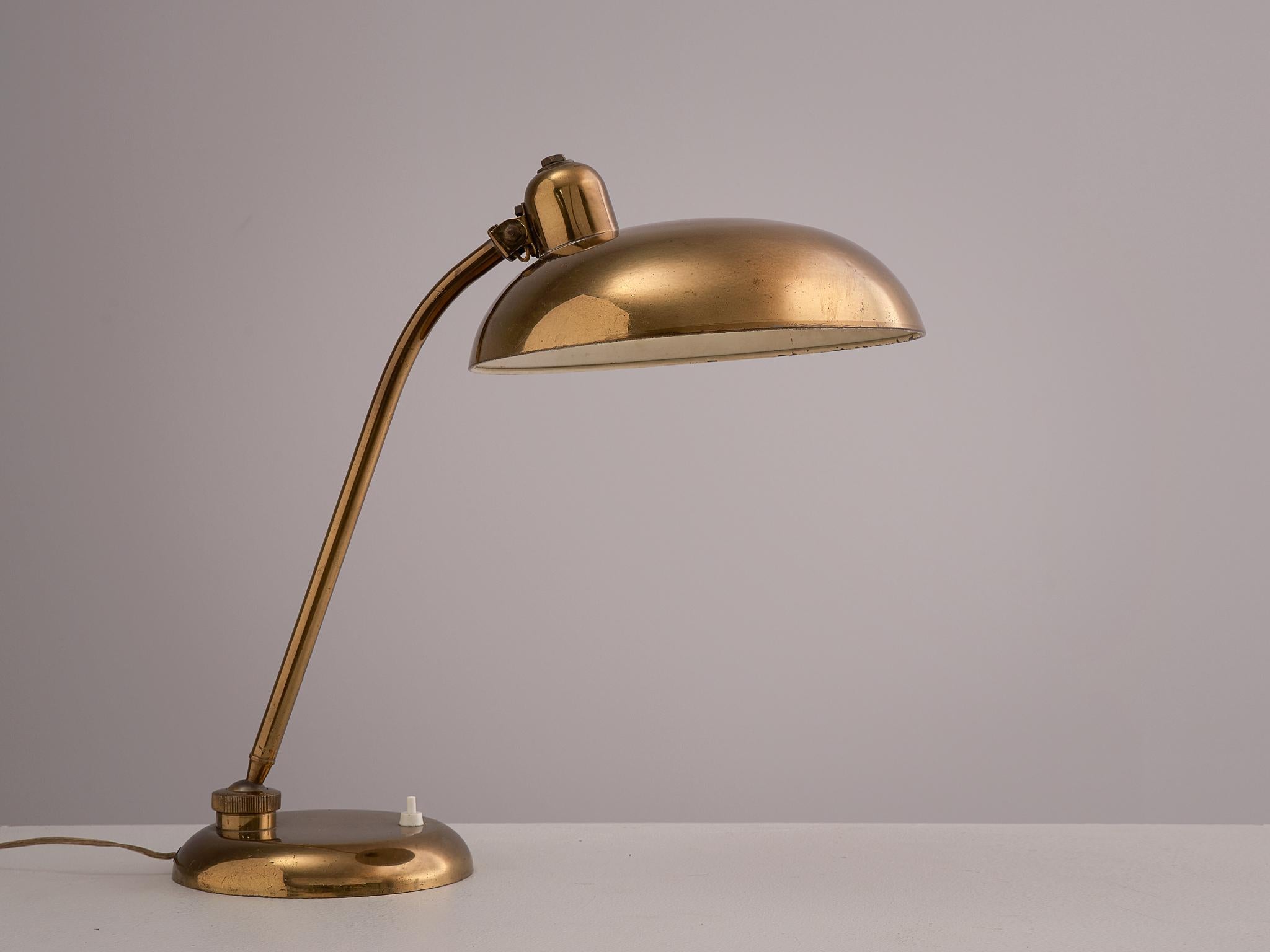 Italian Desk Light in Brass, 1960s (Mitte des 20. Jahrhunderts)