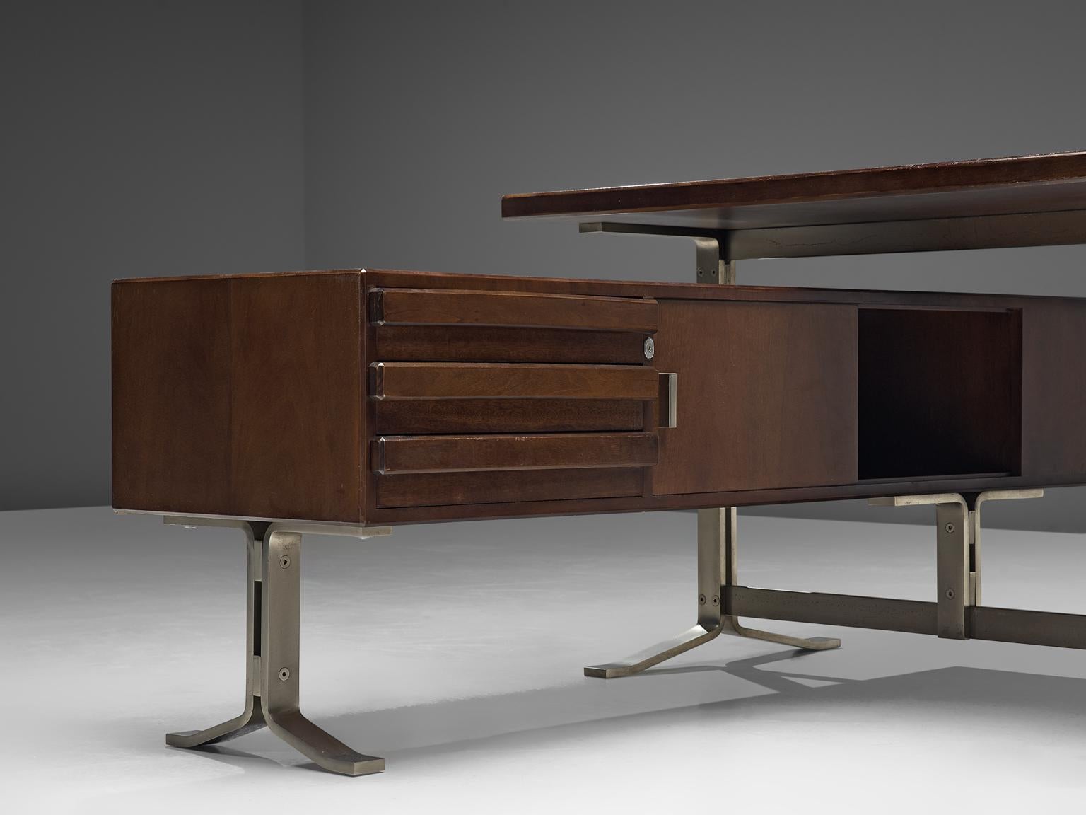 Italian Desk with Retour in Walnut and Metal 1