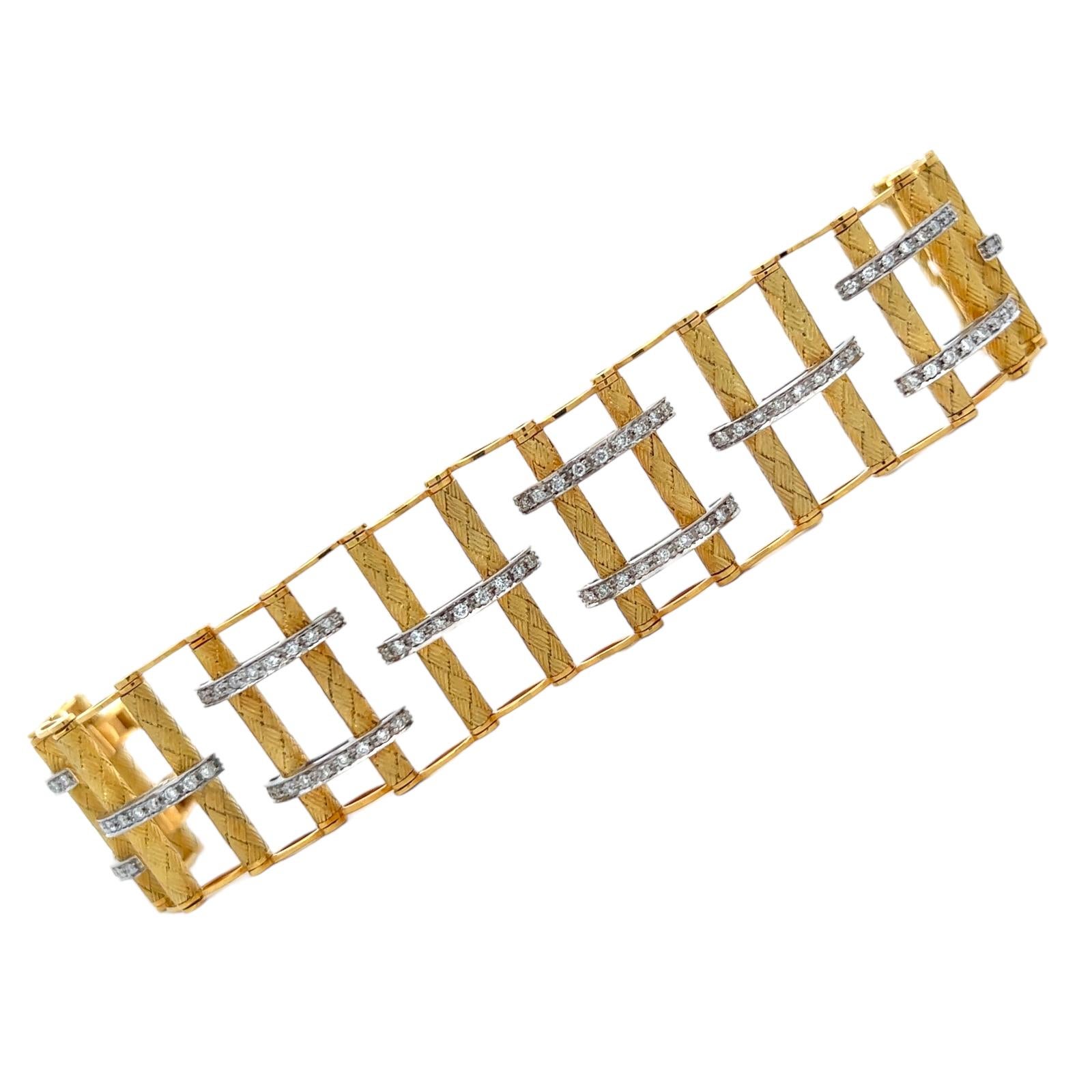 Taille ronde Bracelet à maillons moderne de style échelle en or jaune et blanc 18 carats avec diamants italiens en vente