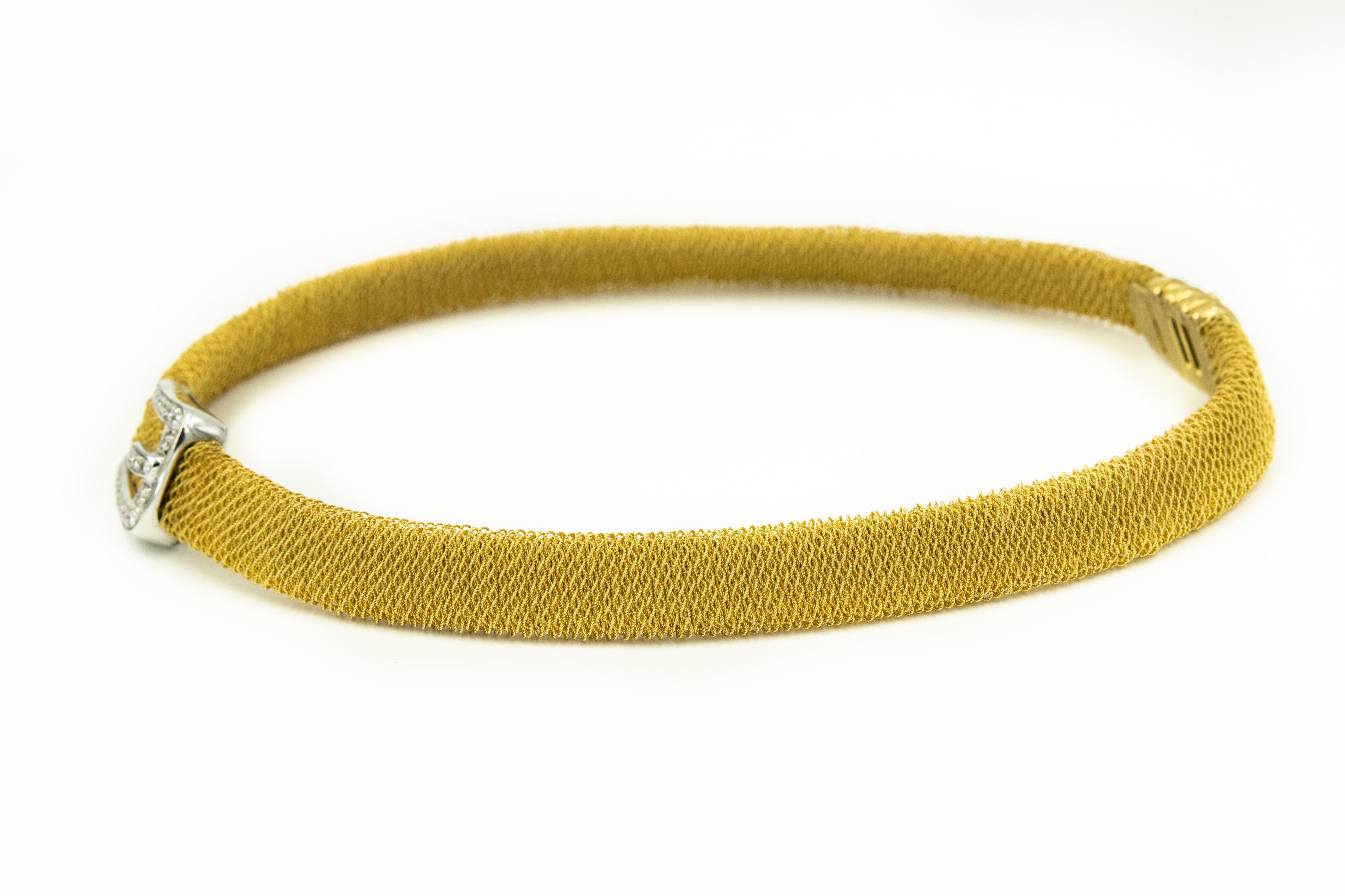 Italian Diamond Buckle Woven Mesh 18 Karat Yellow Gold Necklace In Good Condition In Miami Beach, FL