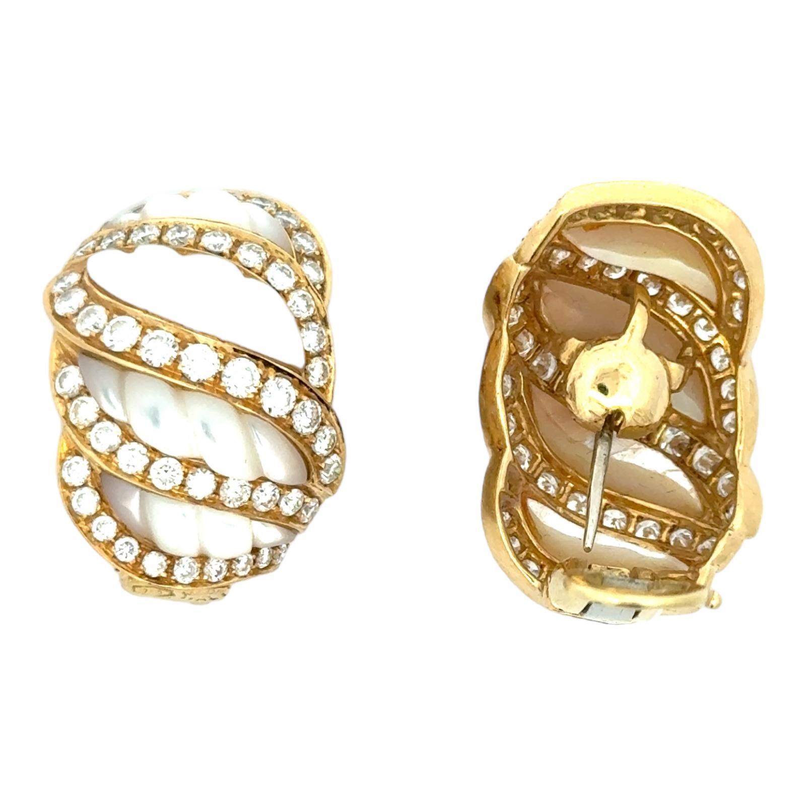 Italian Diamond Carved Mother of Pearl 18 Karat Yellow Gold Shrimp Earrings For Sale 1