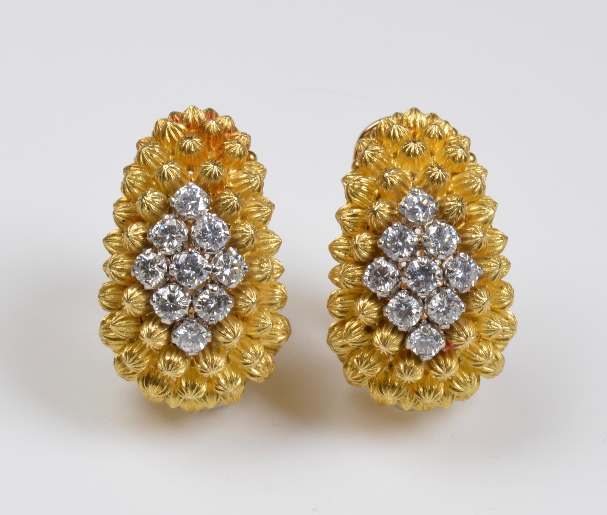 Italian 18 Karat Yellow Gold Diamond Clip-On Earrings In Good Condition In London, GB