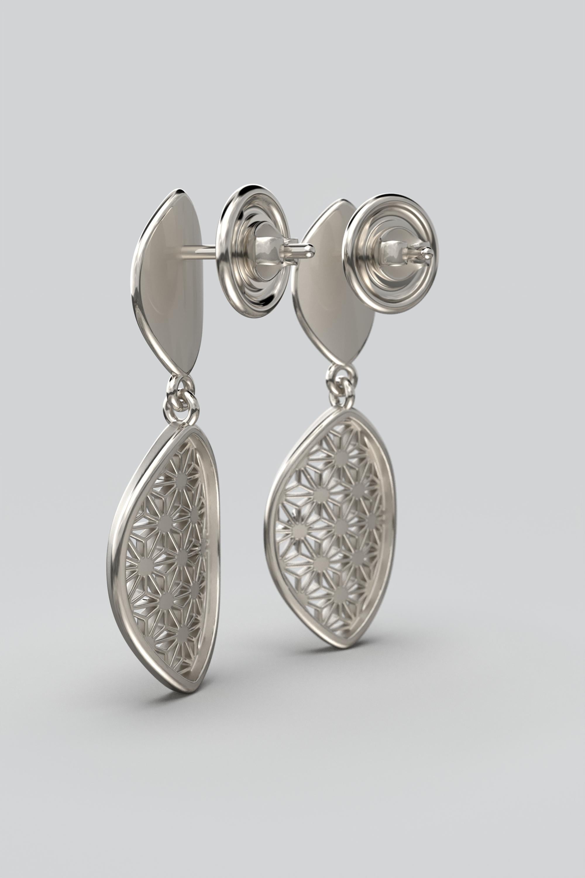 Italian Diamond Earrings in 18k Solid Gold with Japanese Sashiko Pattern For Sale 1