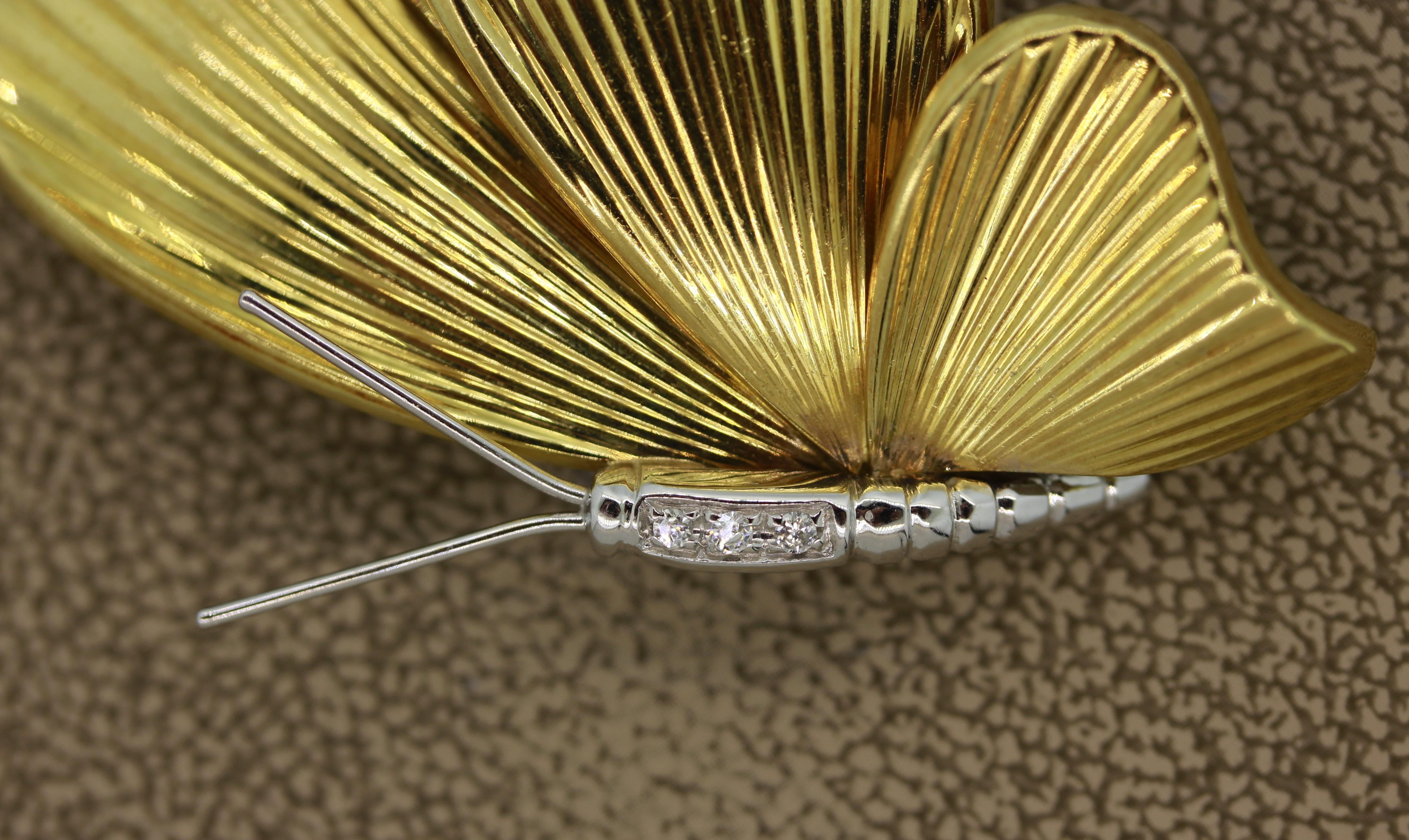 Round Cut Italian Diamond Gold Butterfly Brooch