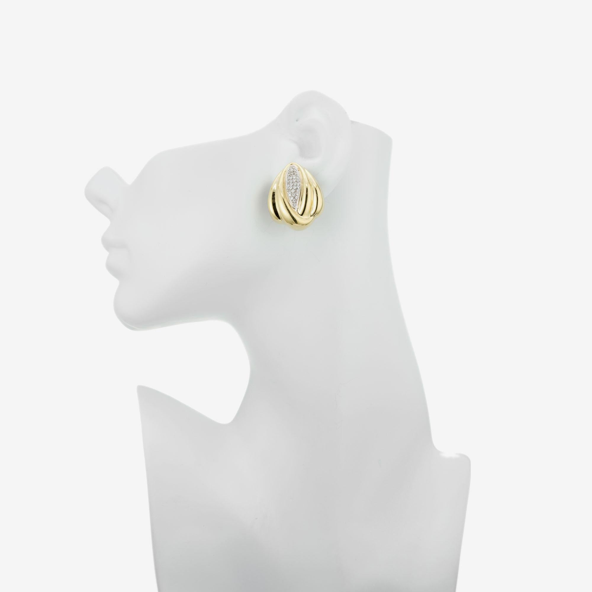 Round Cut Italian Diamond Gold Swirl Clip Post Earrings For Sale