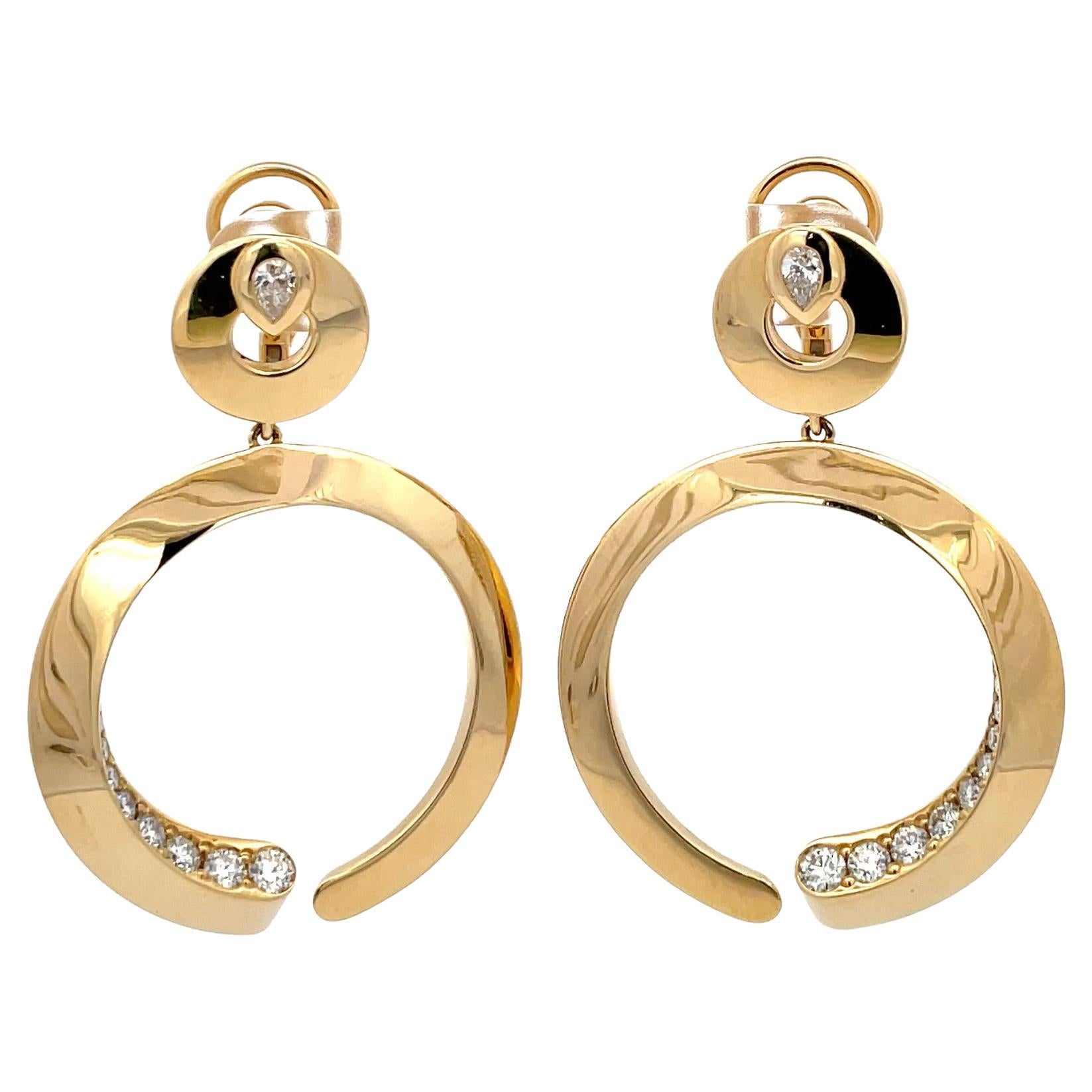Italian Diamond Hoop Link Drop Earrings 1.20 Carats 18 Karat Yellow Gold F VS For Sale