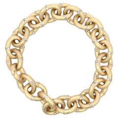 Pulsera de eslabones italiana de diamantes ovalados acabado mate Oro amarillo de 14 quilates 1,32 quilates