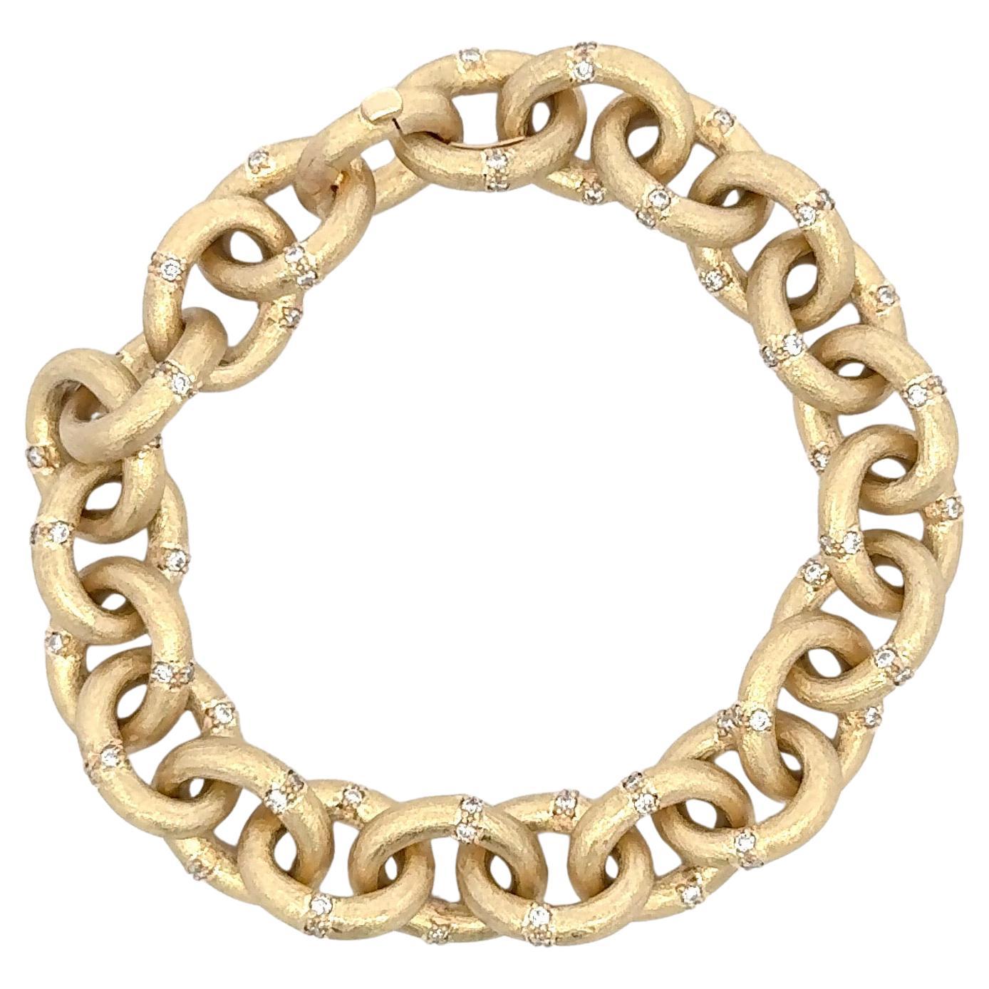 Contemporain Bracelet italien à maillons en or jaune 14 carats avec diamants ovales de finition mate 1,32 carat en vente